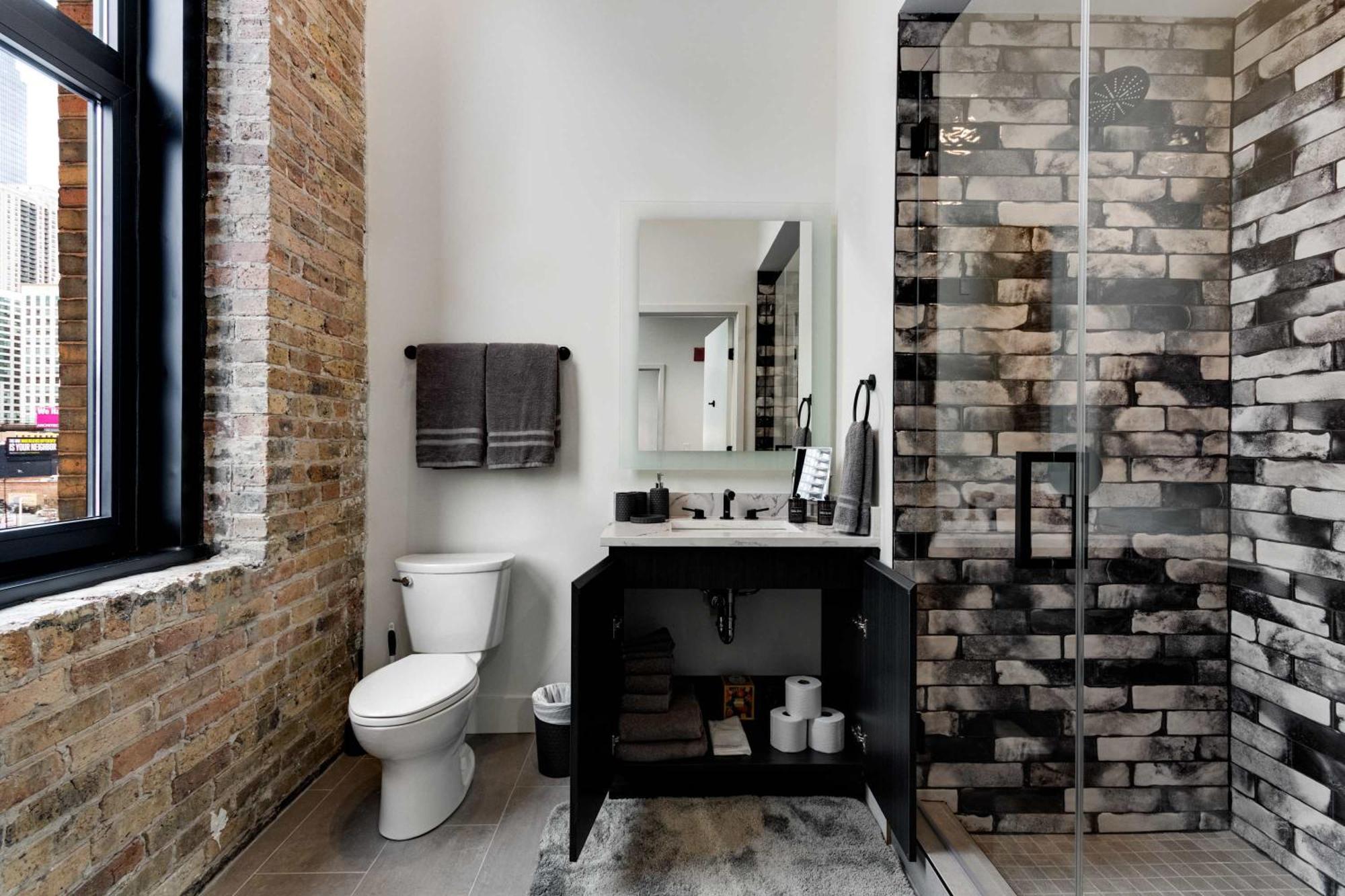 River North Rooftop With In And Out Parking 6 Apartment