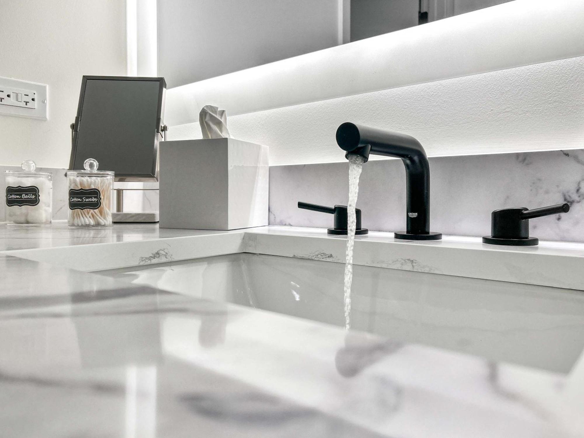 River North Rooftop With In And Out Parking 6 Apartment