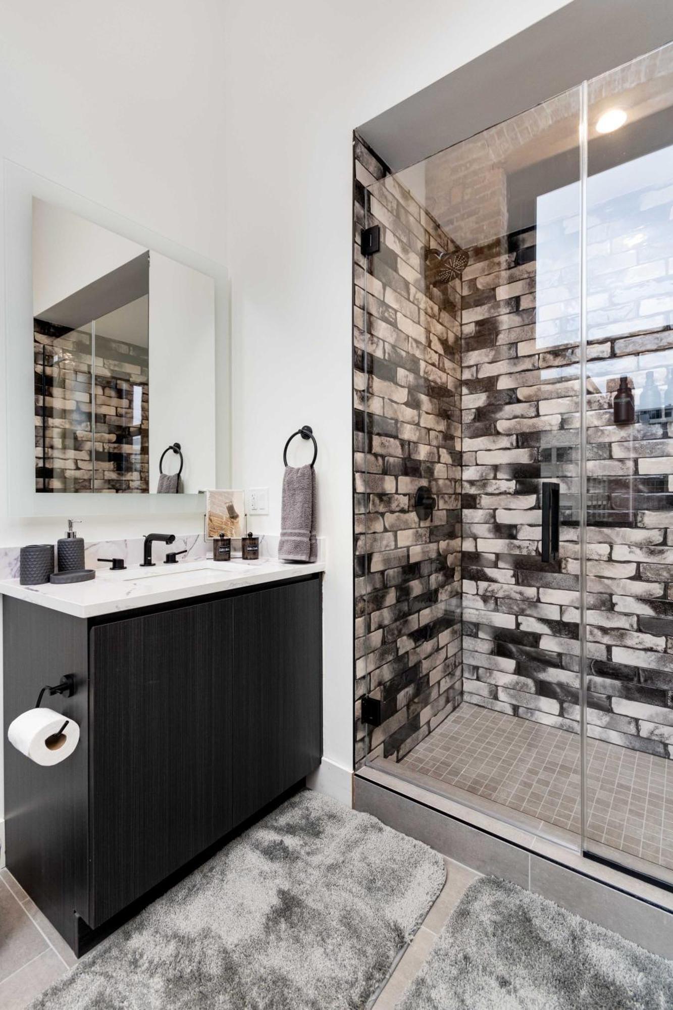 Apartment River North Rooftop With In And Out Parking 6 Chicago