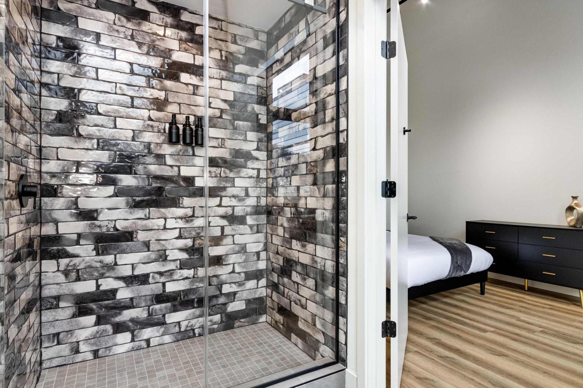 River North Rooftop With In And Out Parking 6 Chicago