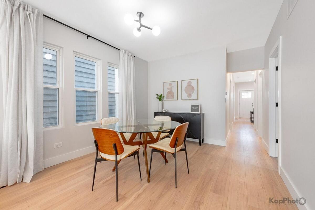 Modern 2br With Free Parking In Avondale Chicago