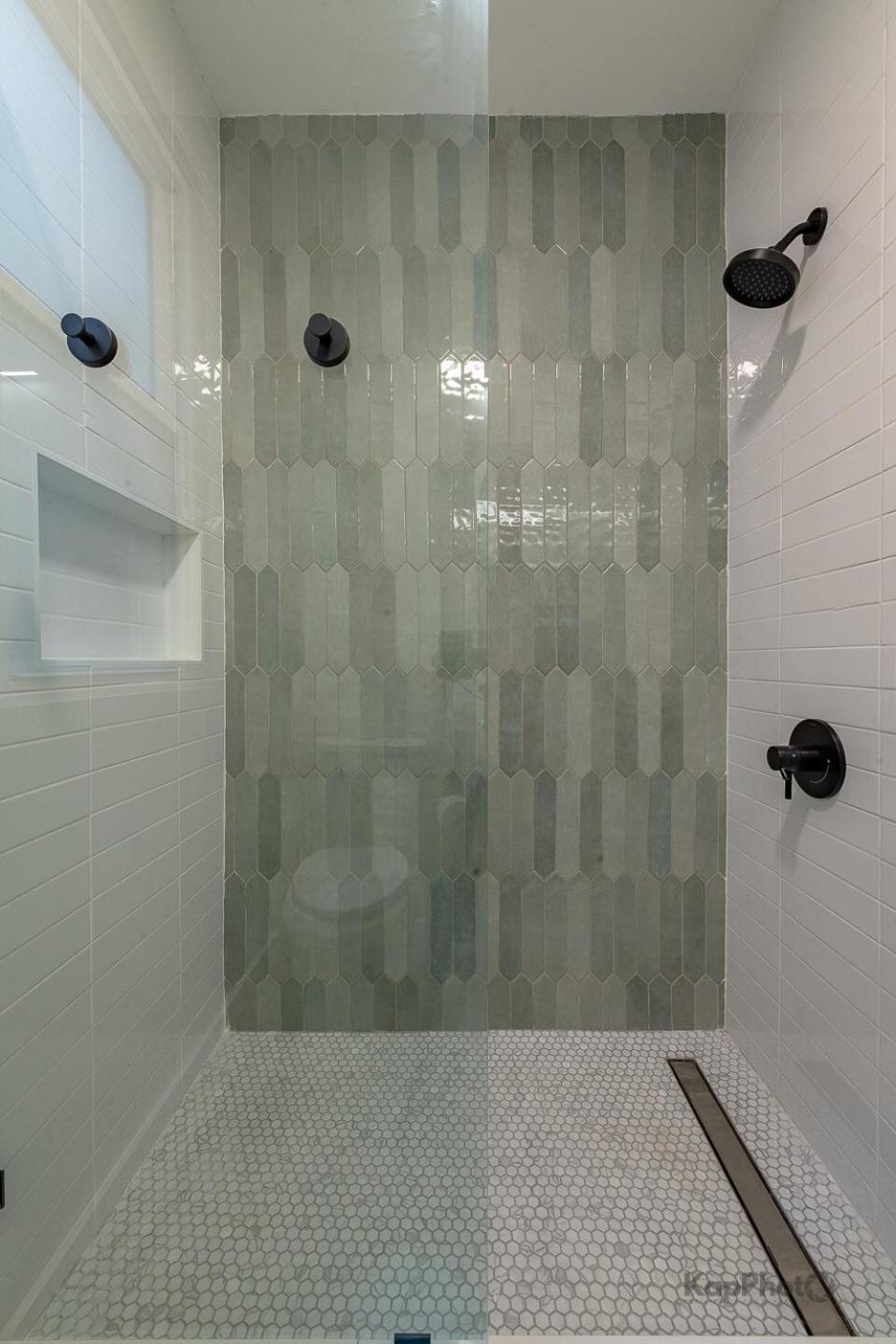 Apartment Modern 2br With Free Parking In Avondale