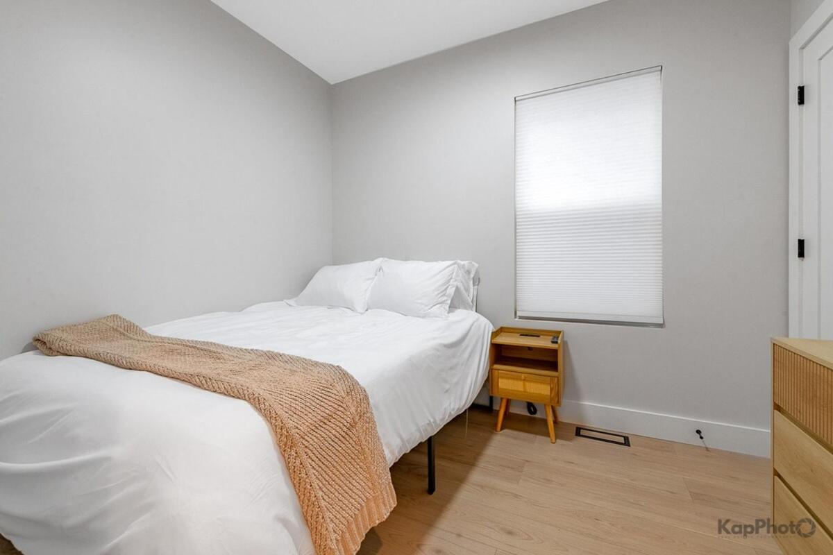 Modern 2br With Free Parking In Avondale * Chicago