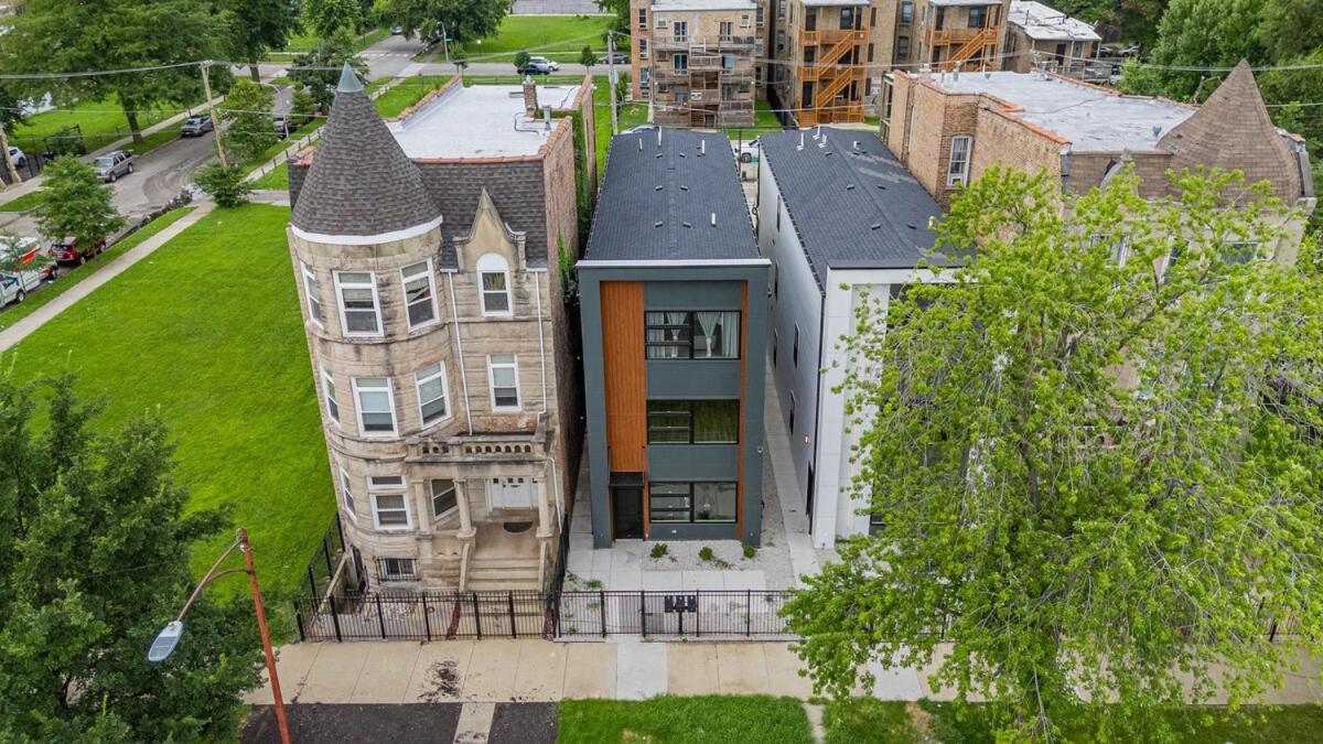 Spacious 3bdr Luxury Penthouse Apartment Chicago