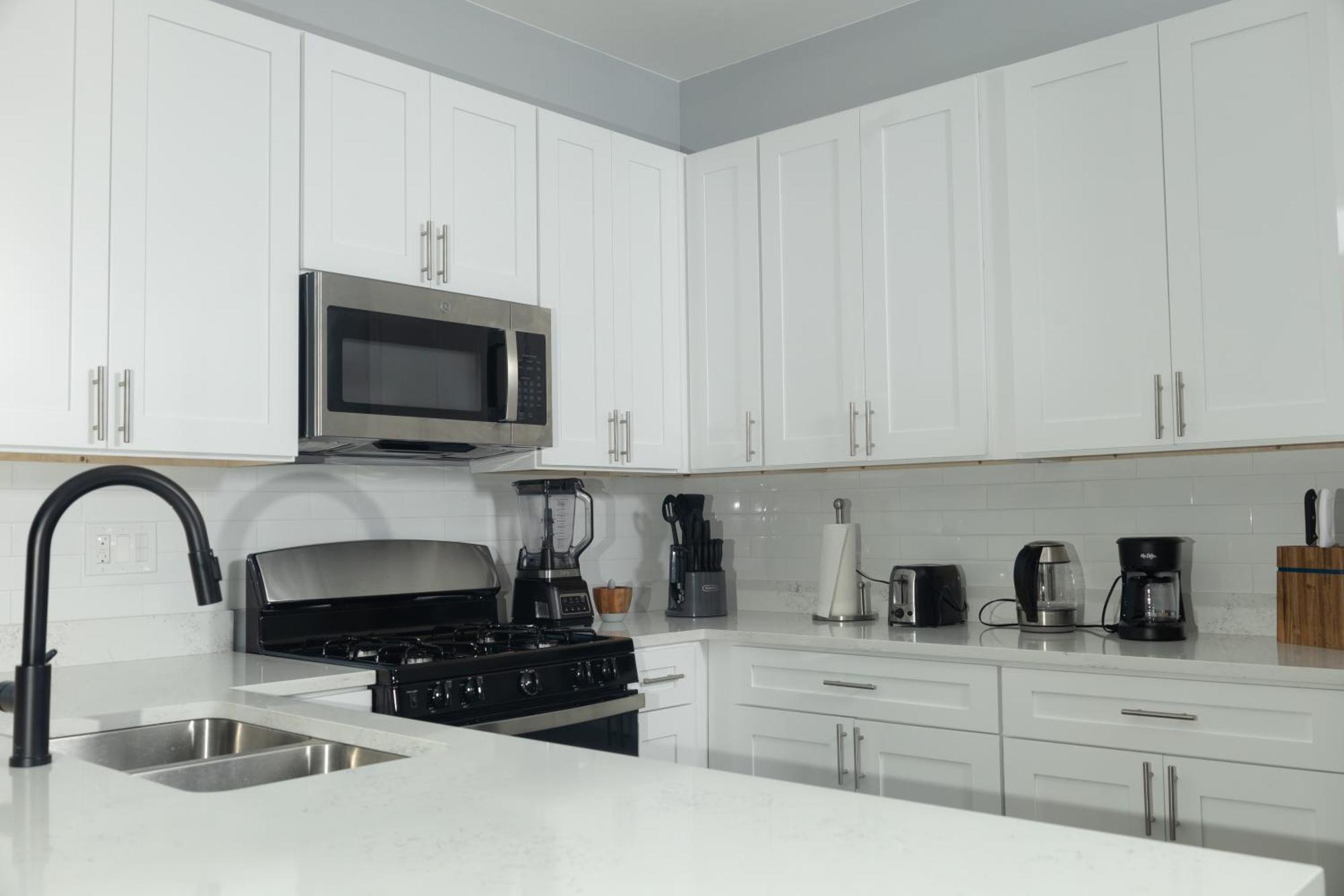 Shared, Spacious Near Uchicago And Obama Center *