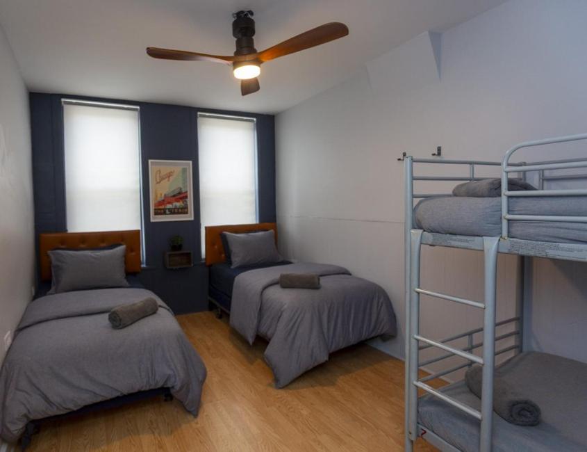 Parthenon Hostel Chicago