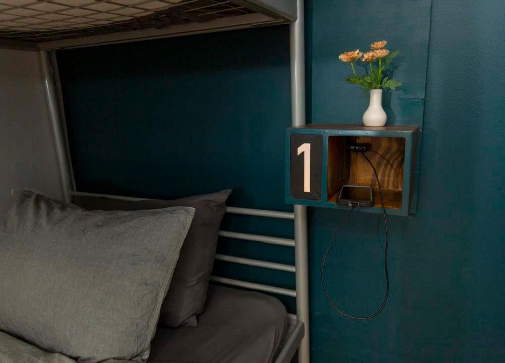 Parthenon Hostel Chicago