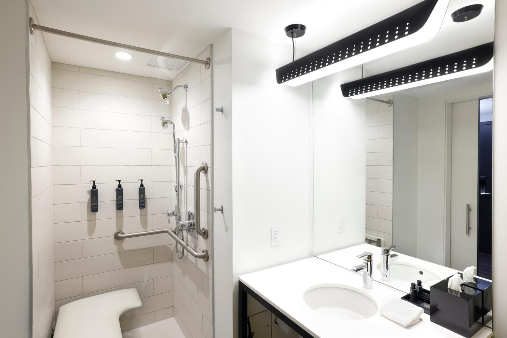 Aloft Mag Mile 3* Chicago