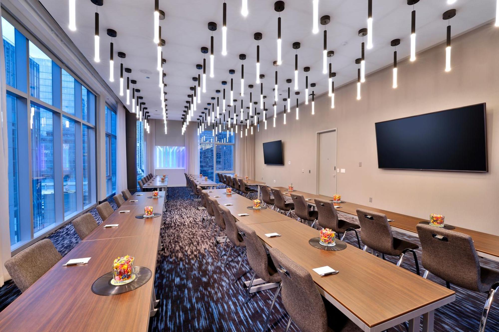 Aloft Mag Mile 3* Chicago