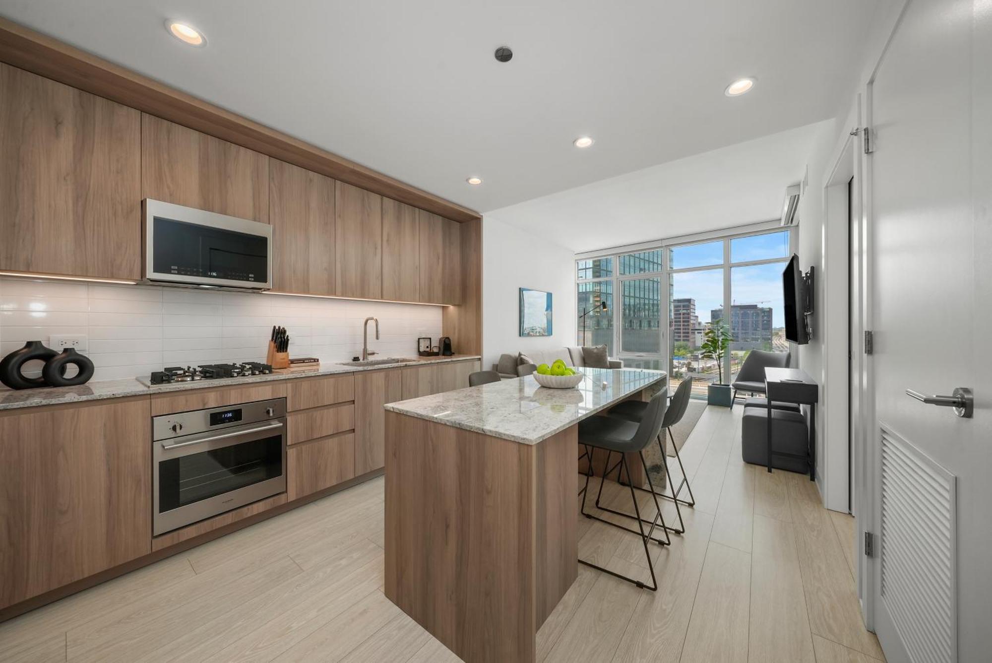 Hotel Level - Fulton Market Chicago