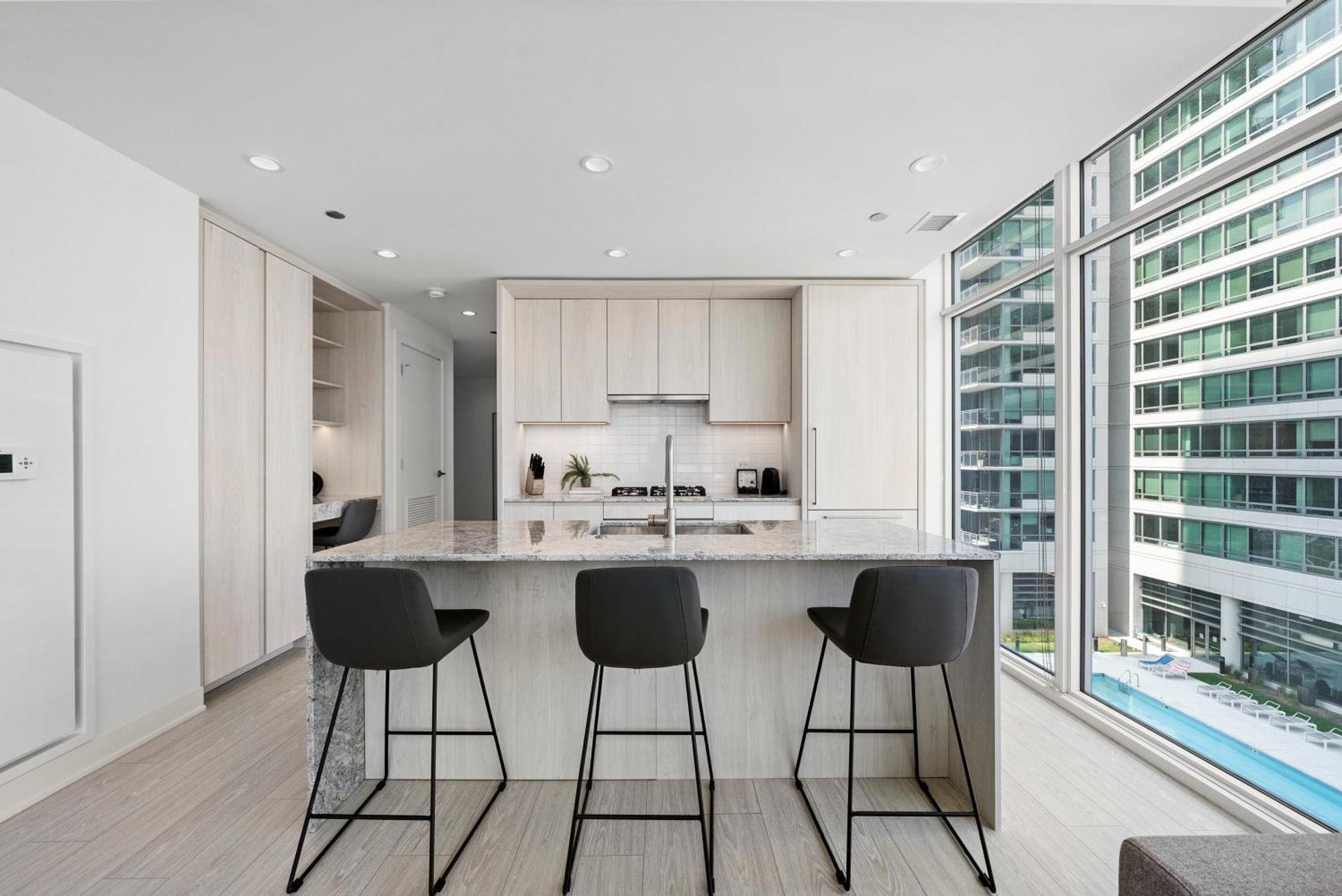 Level - Fulton Market Hotel Chicago