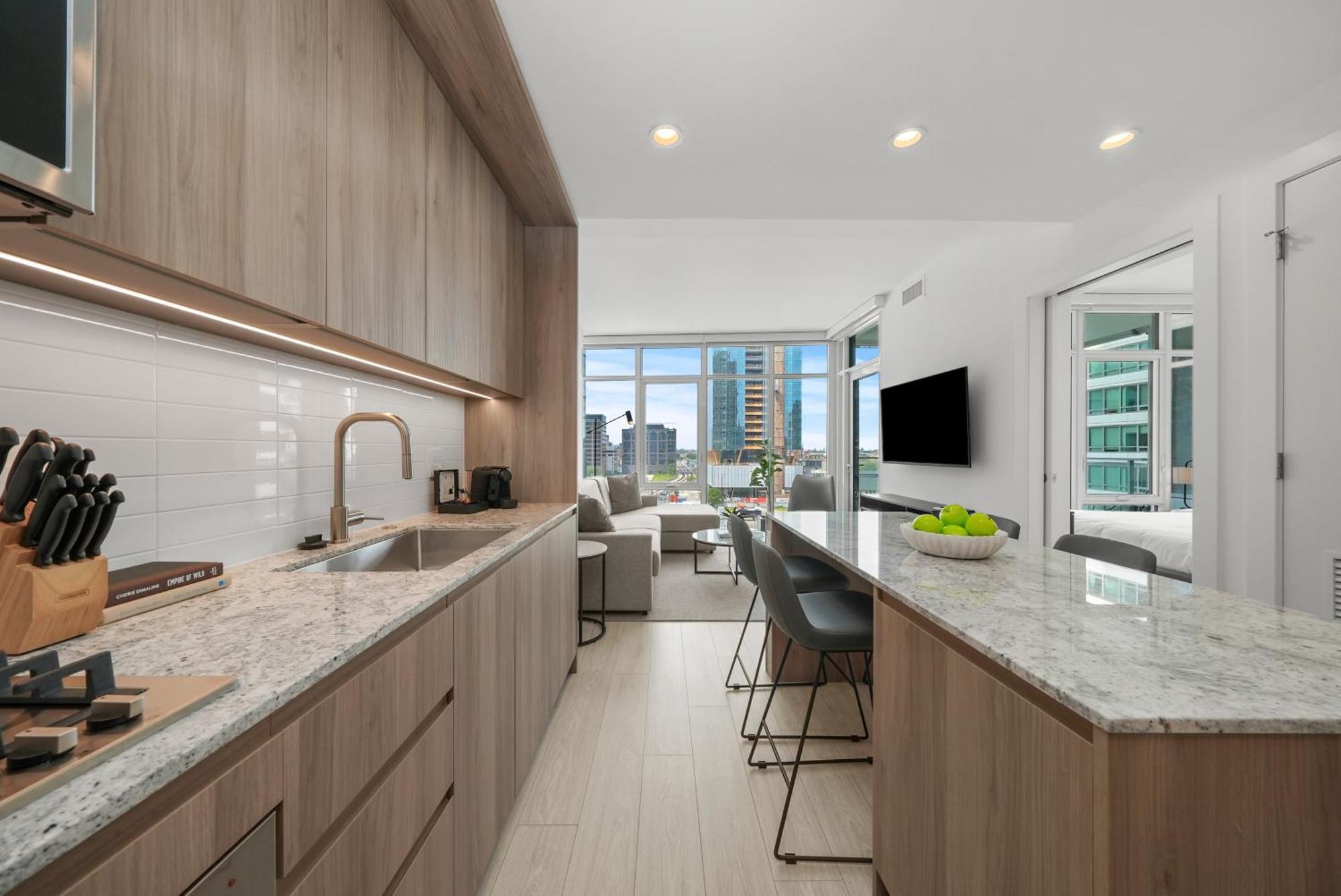 Hotel Level - Fulton Market Chicago