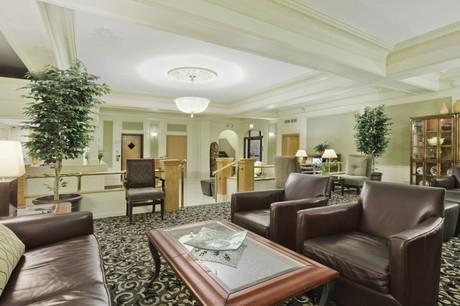 Hotel Versey Lincoln Park Chicago