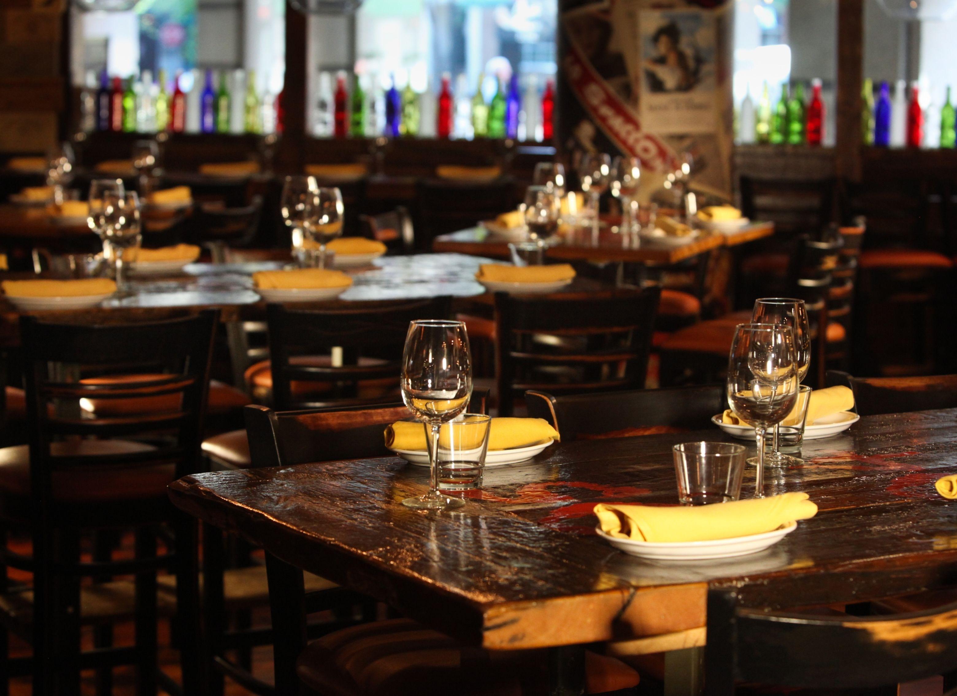 Courtyard By Marriott Downtown/river North Hotel Chicago