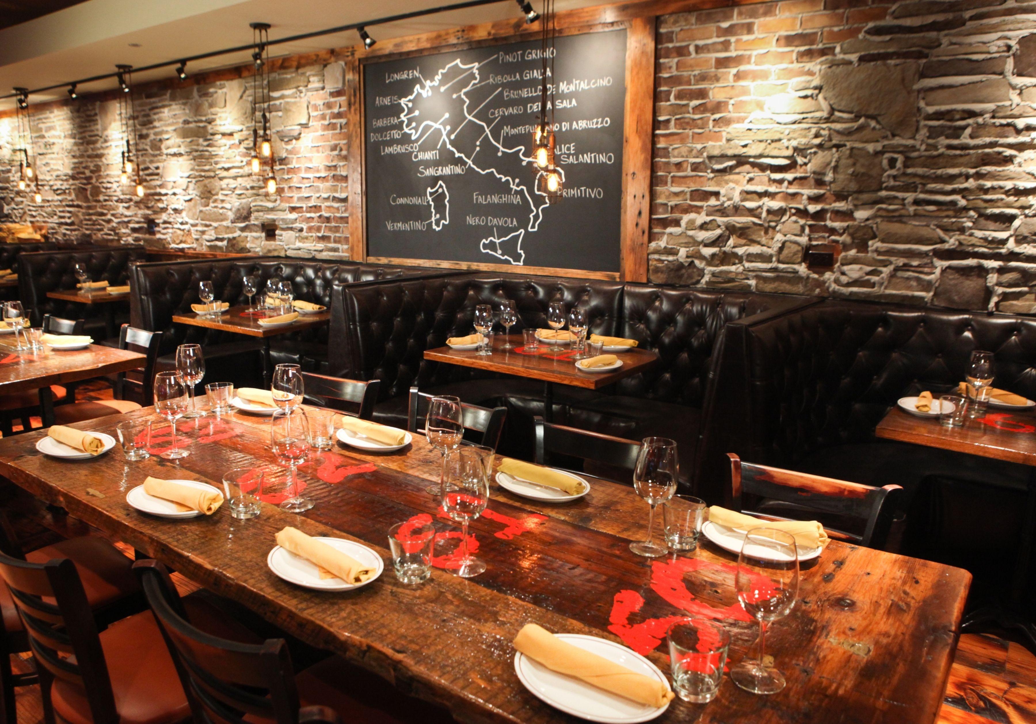 Courtyard By Marriott Downtown/river North