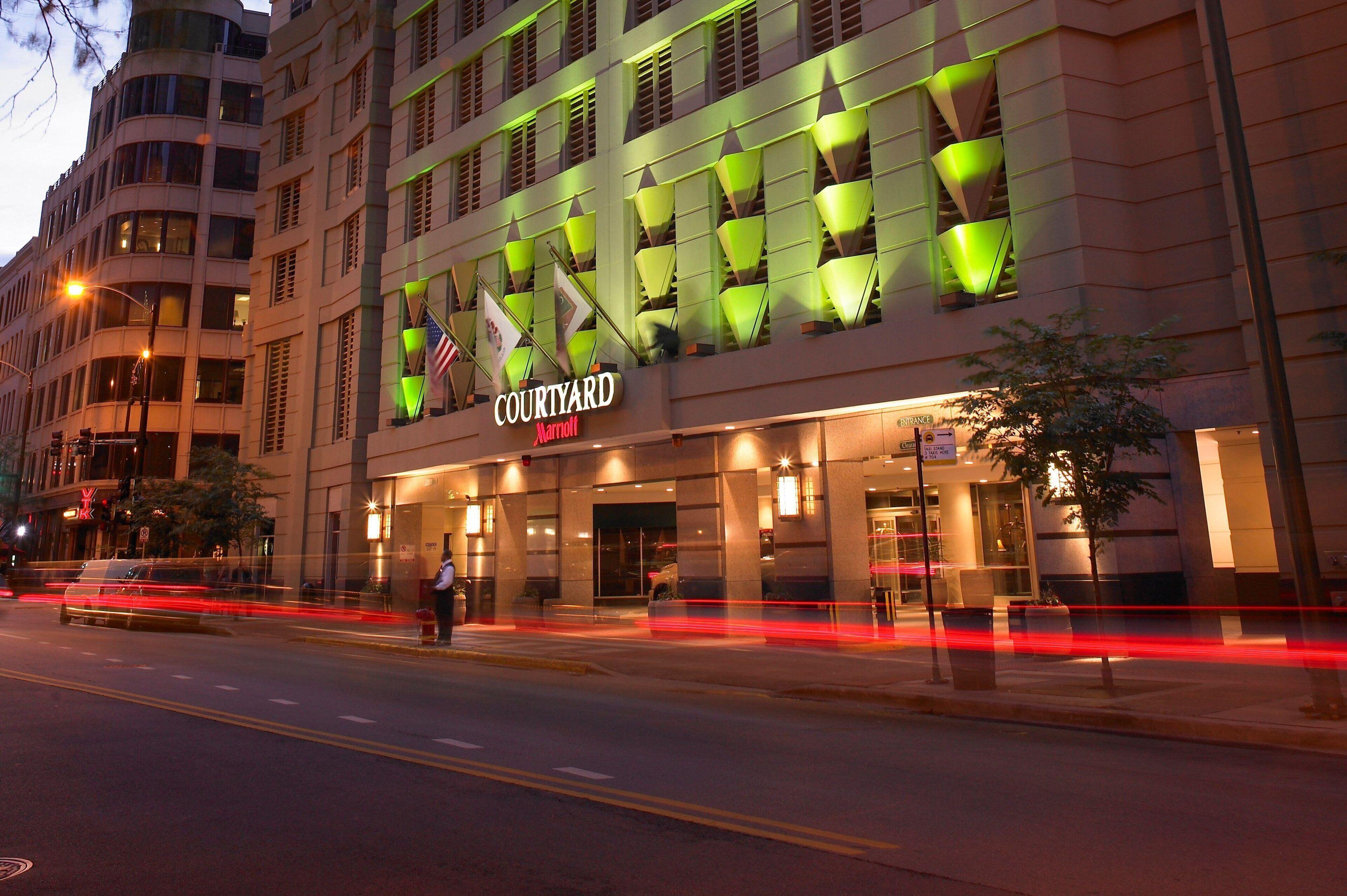 Courtyard By Marriott Downtown/river North 3* Chicago