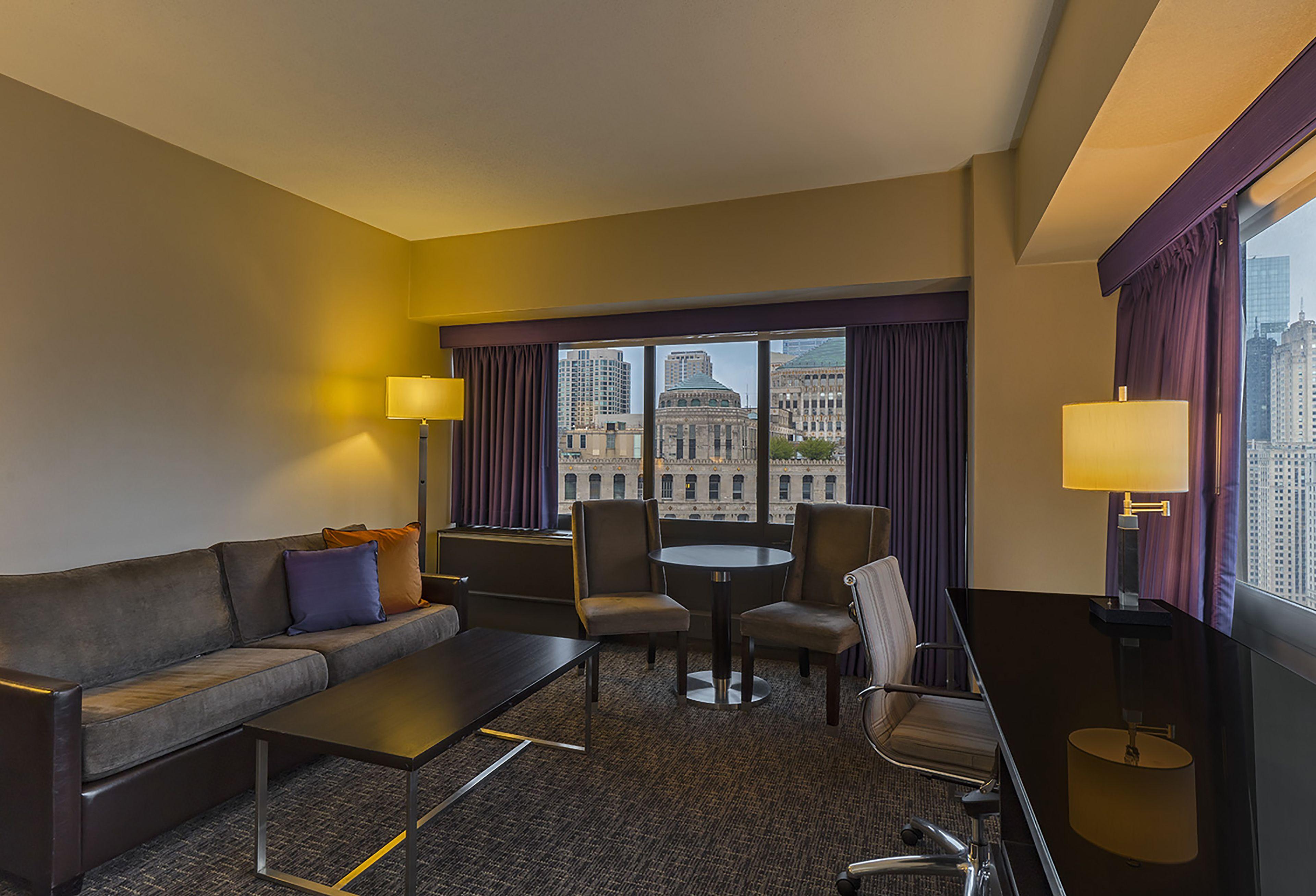 Hotel Mart Plaza River North, An Ihg 4*