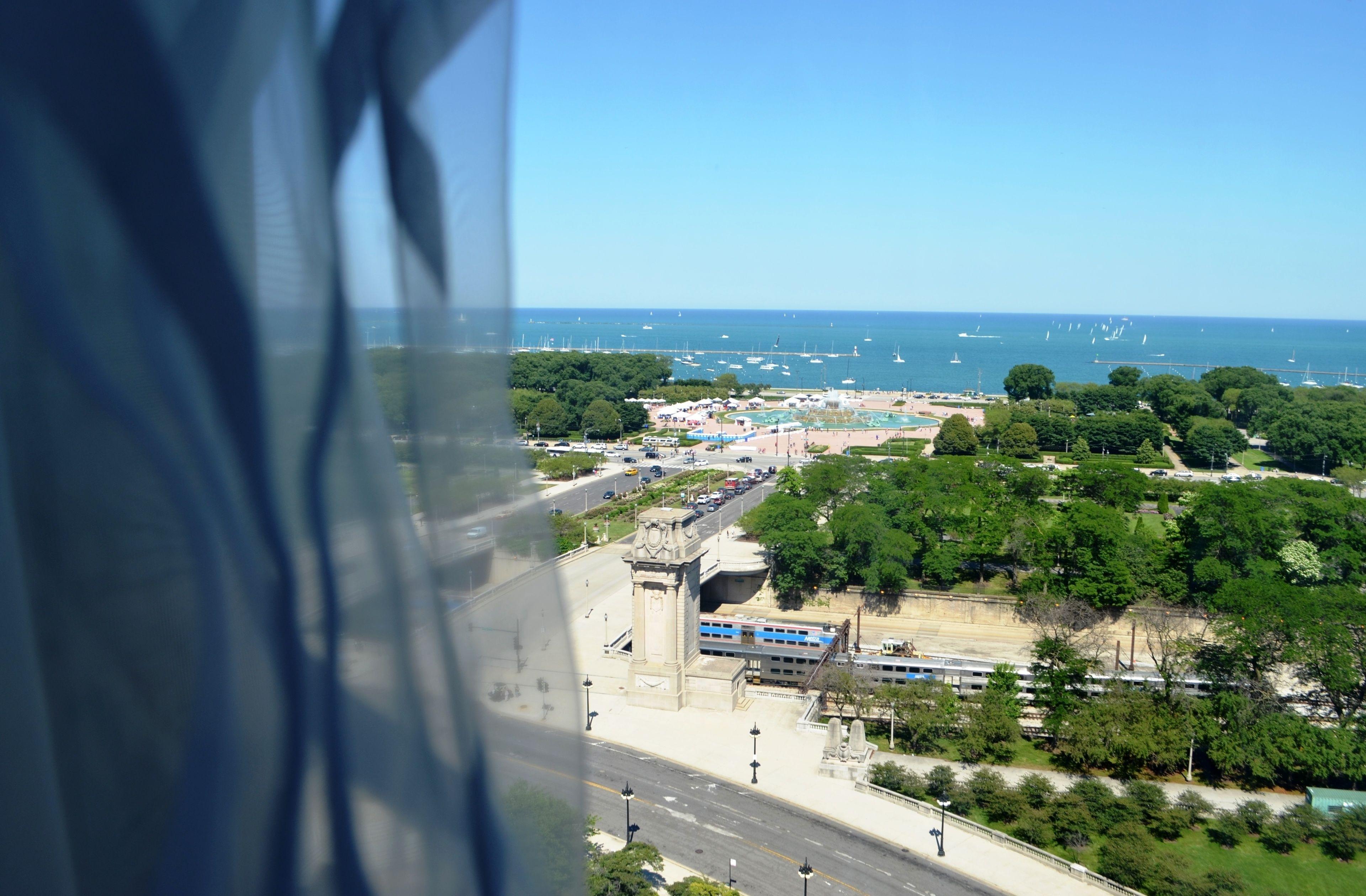 Congress Plaza 3*