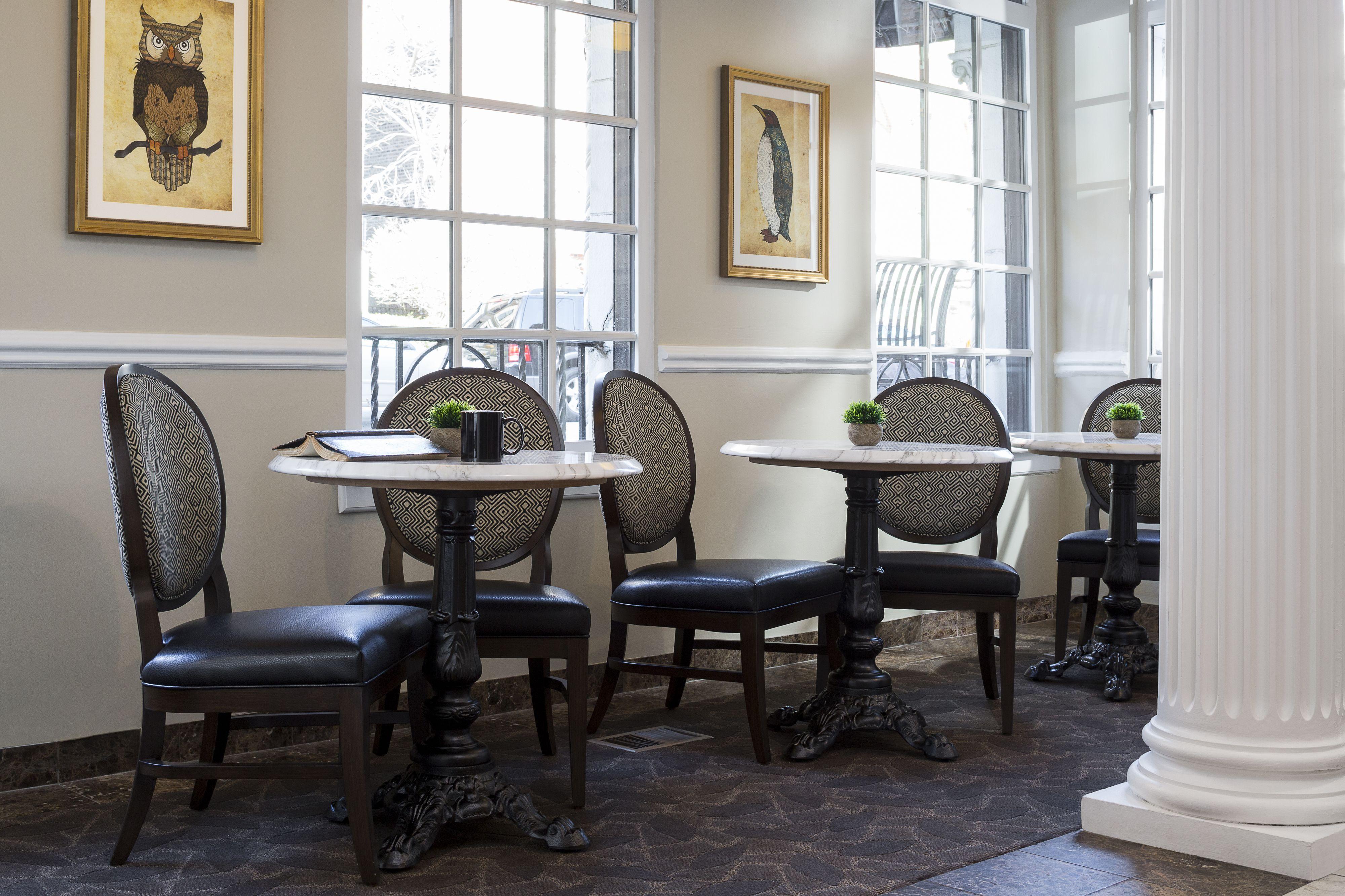 Hotel The Willows Chicago