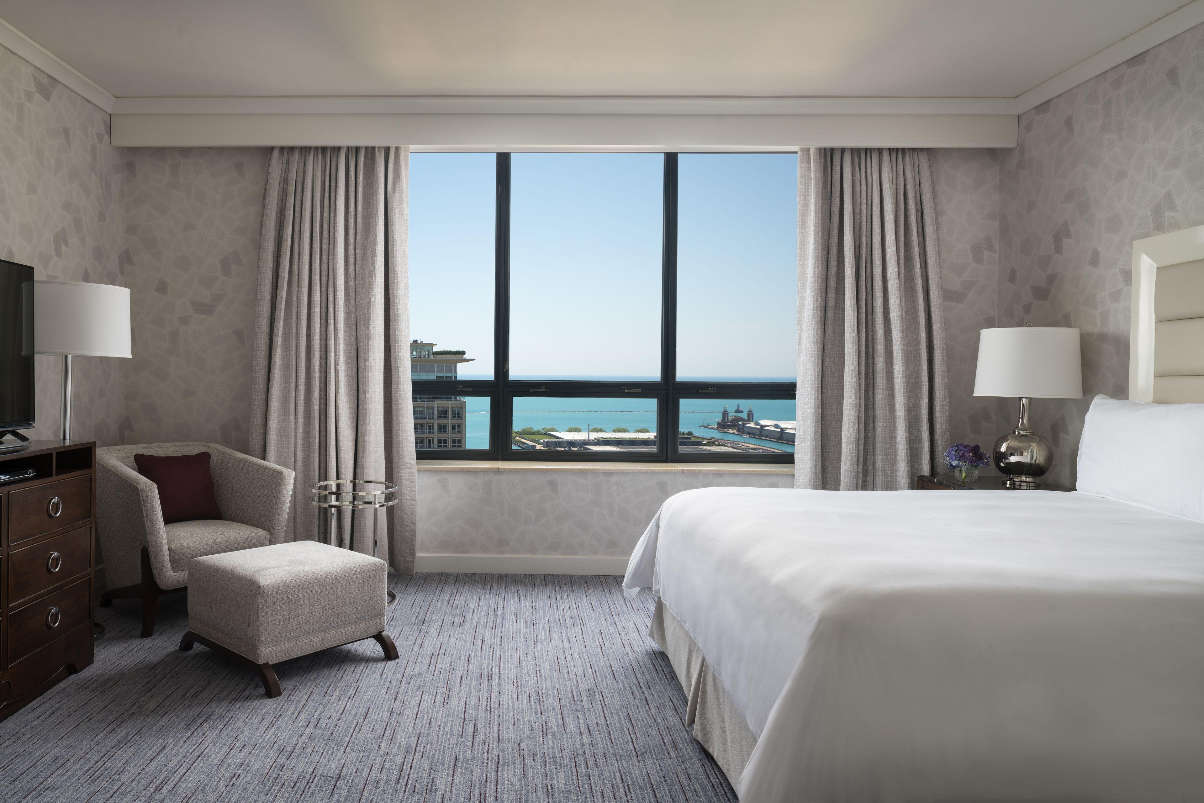 The Ritz-carlton, Hotel 5*