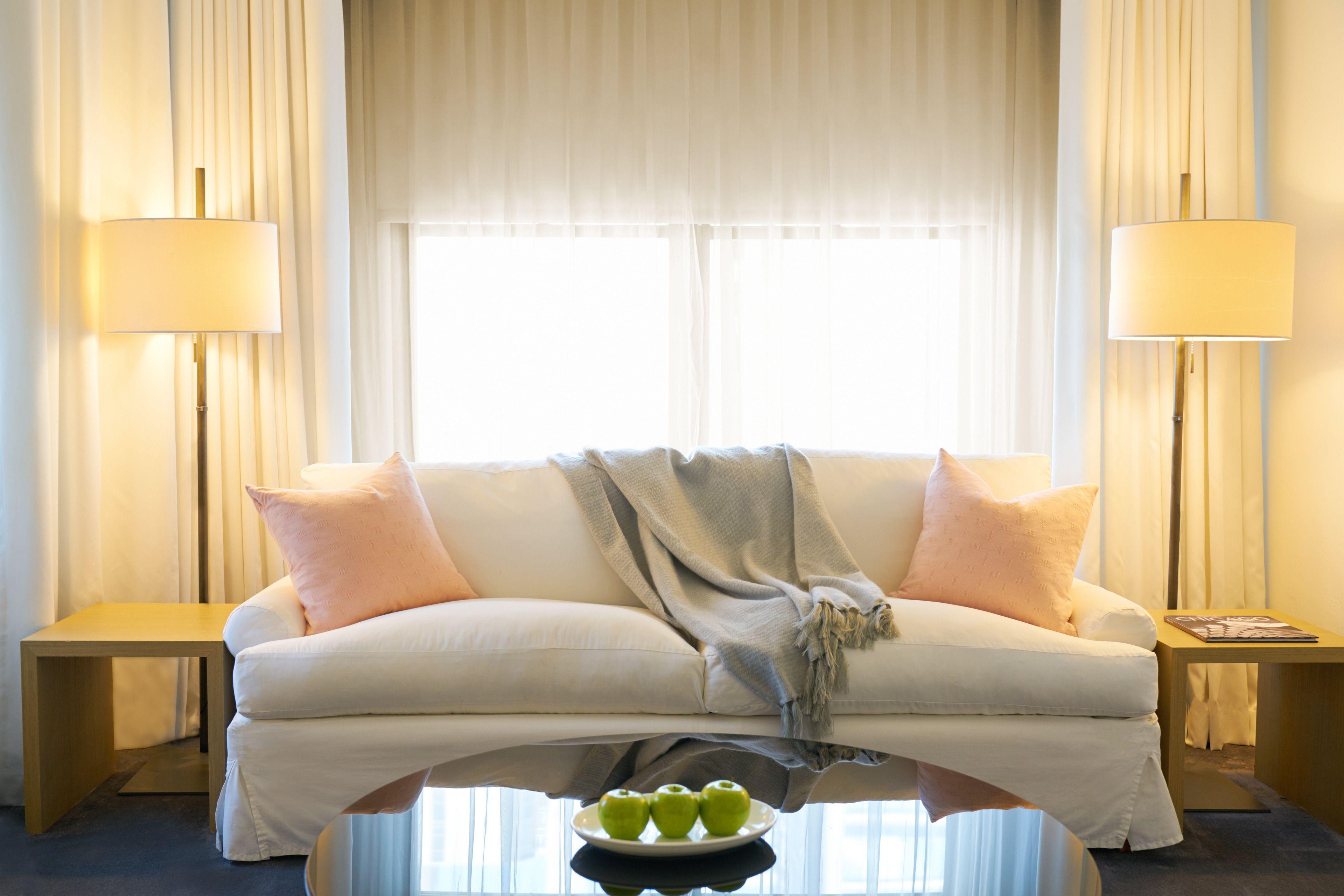 Hotel Ambassador Chicago, Part Of Jdv By Hyatt 4*