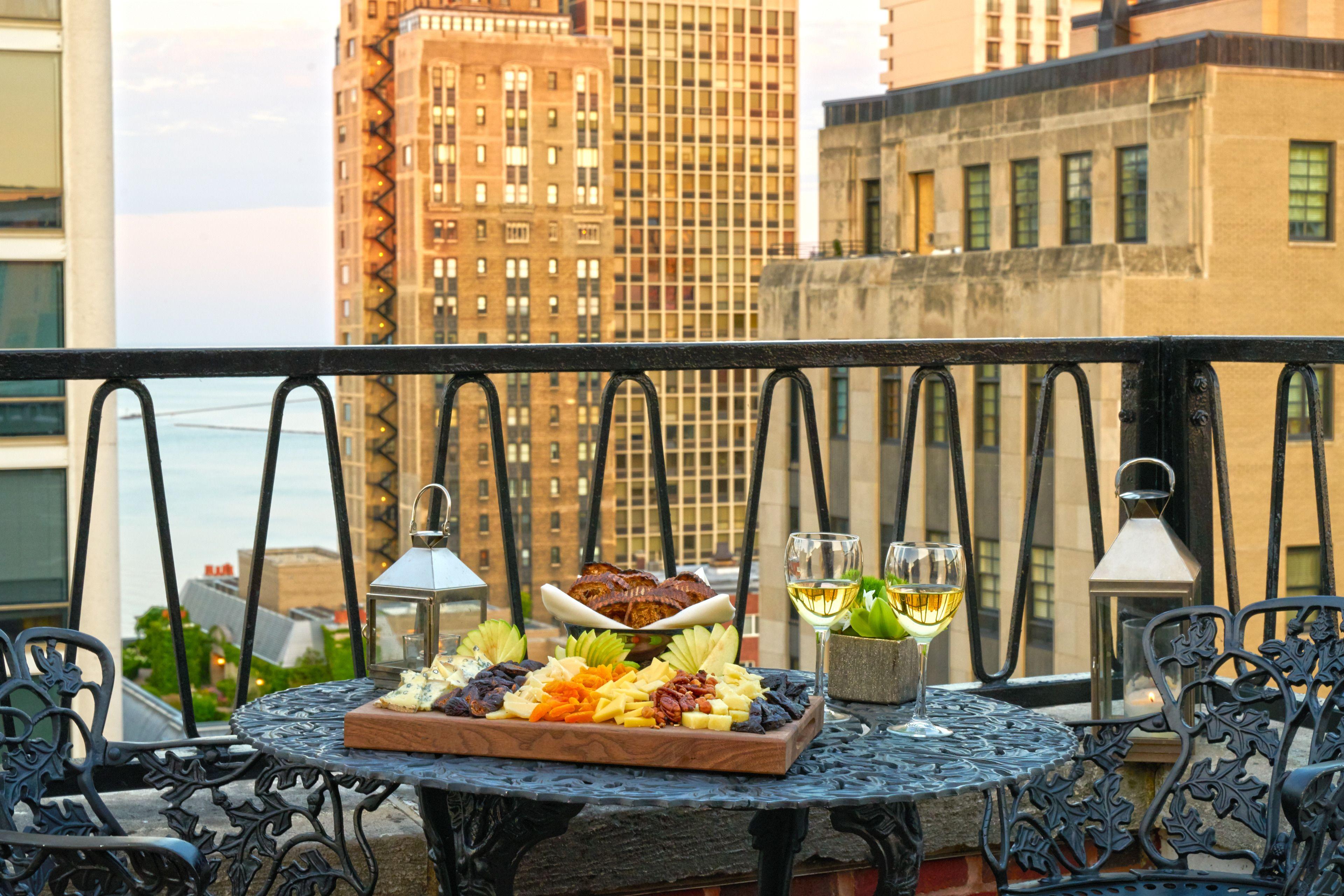 Hotel Ambassador Chicago, Part Of Jdv By Hyatt 4*