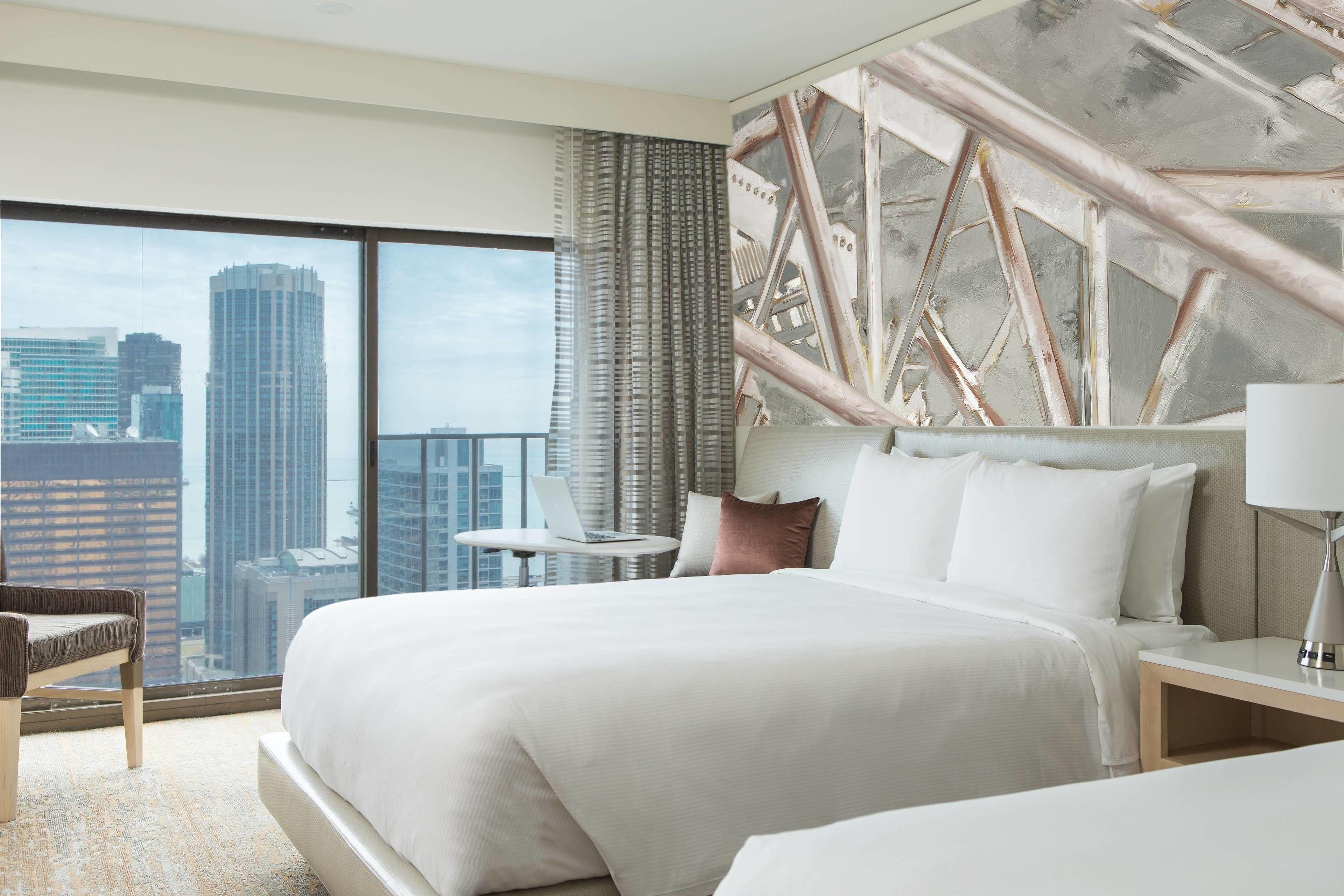 Hotel Marriott Downtown Magnificent Mile 4*