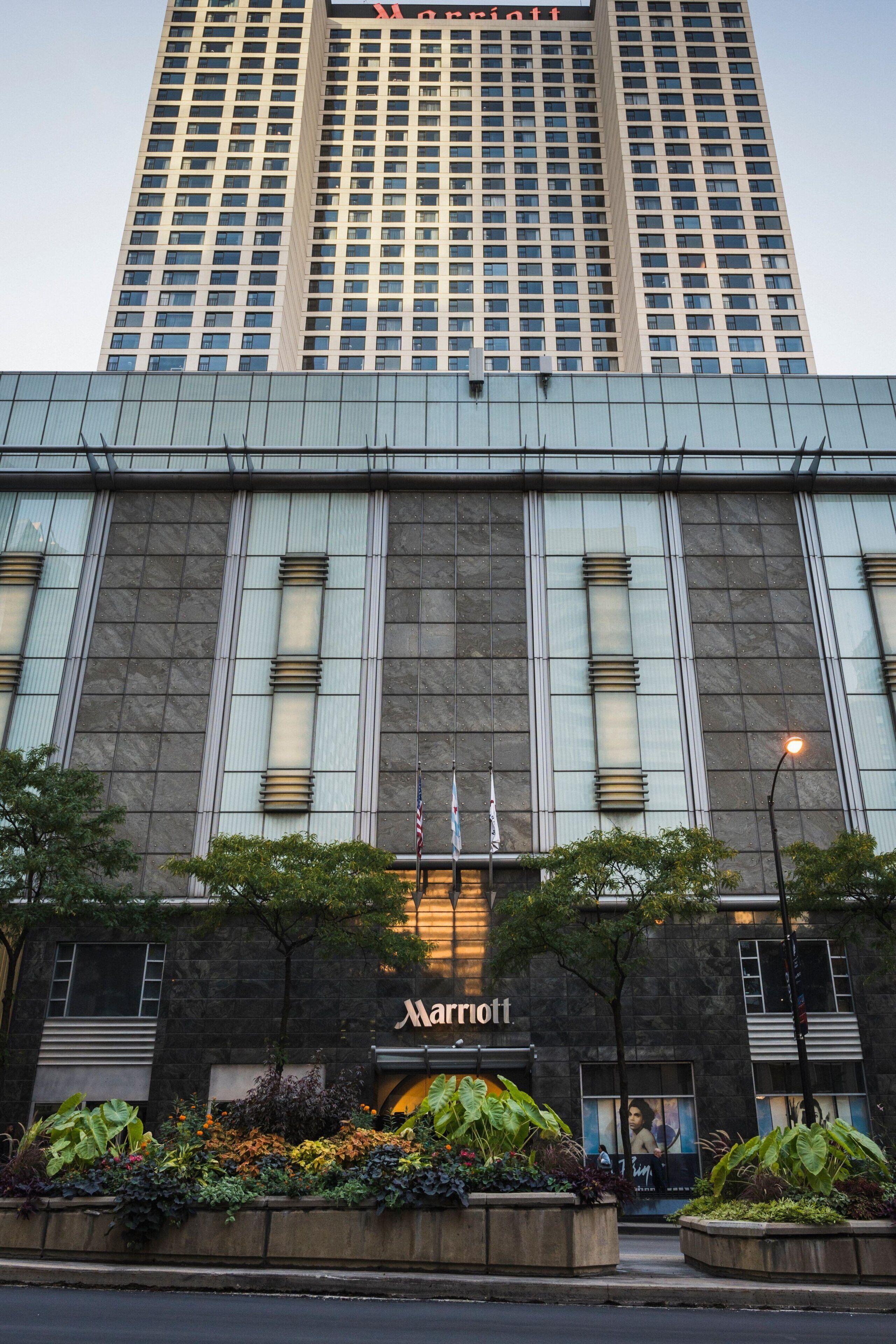 Marriott Downtown Magnificent Mile 4*