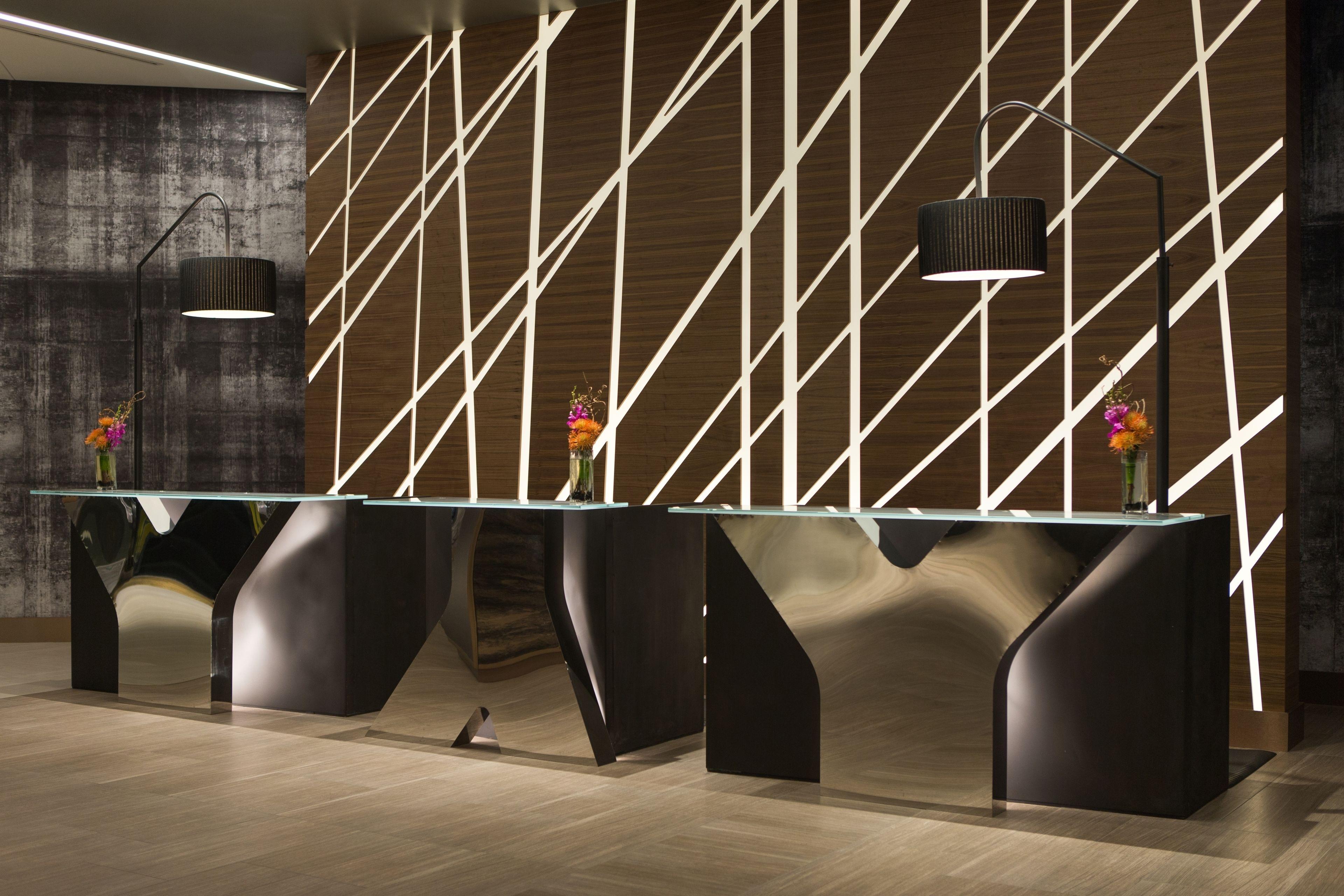 Hotel Renaissance Downtown 4*