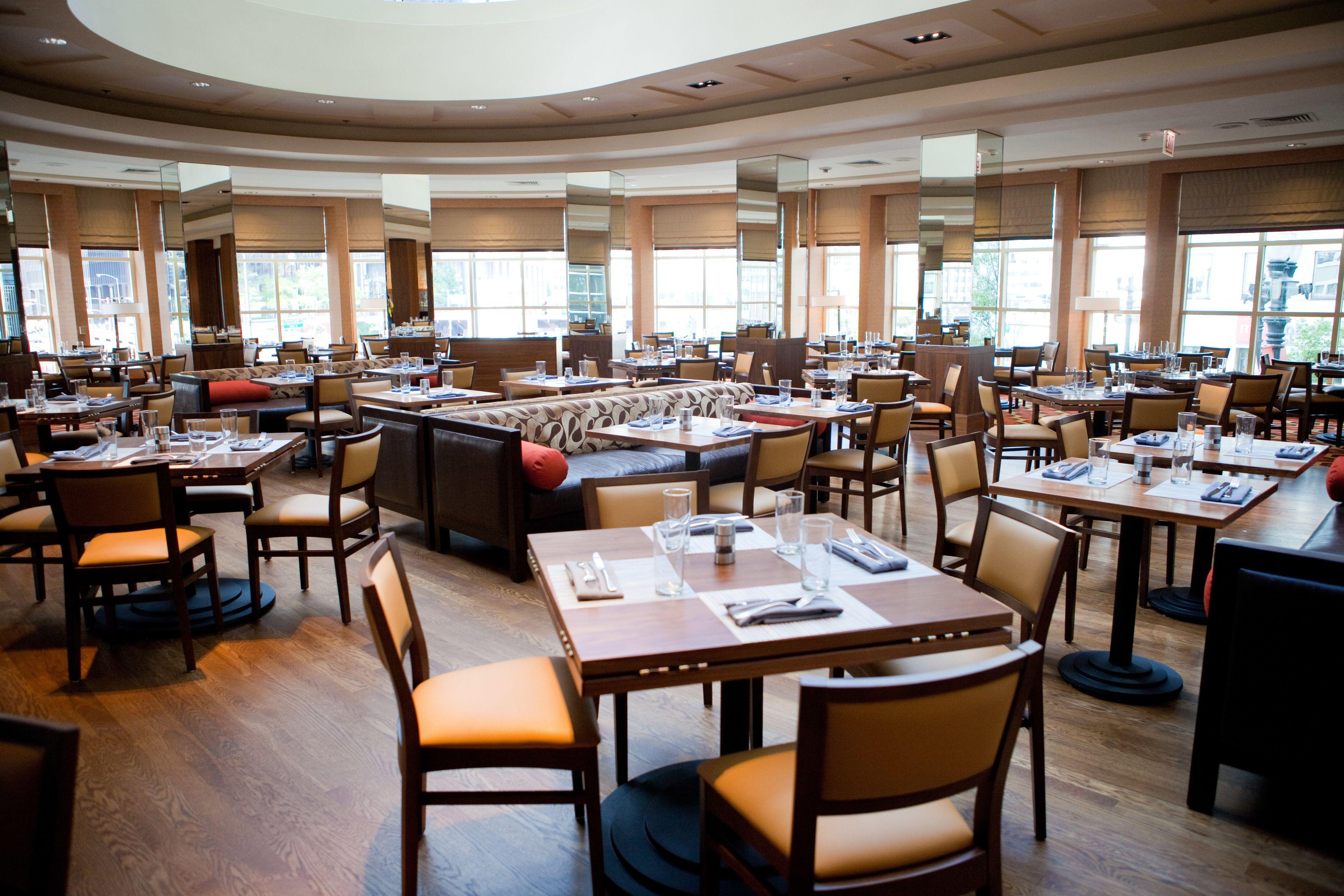 Hotel Renaissance Downtown Chicago