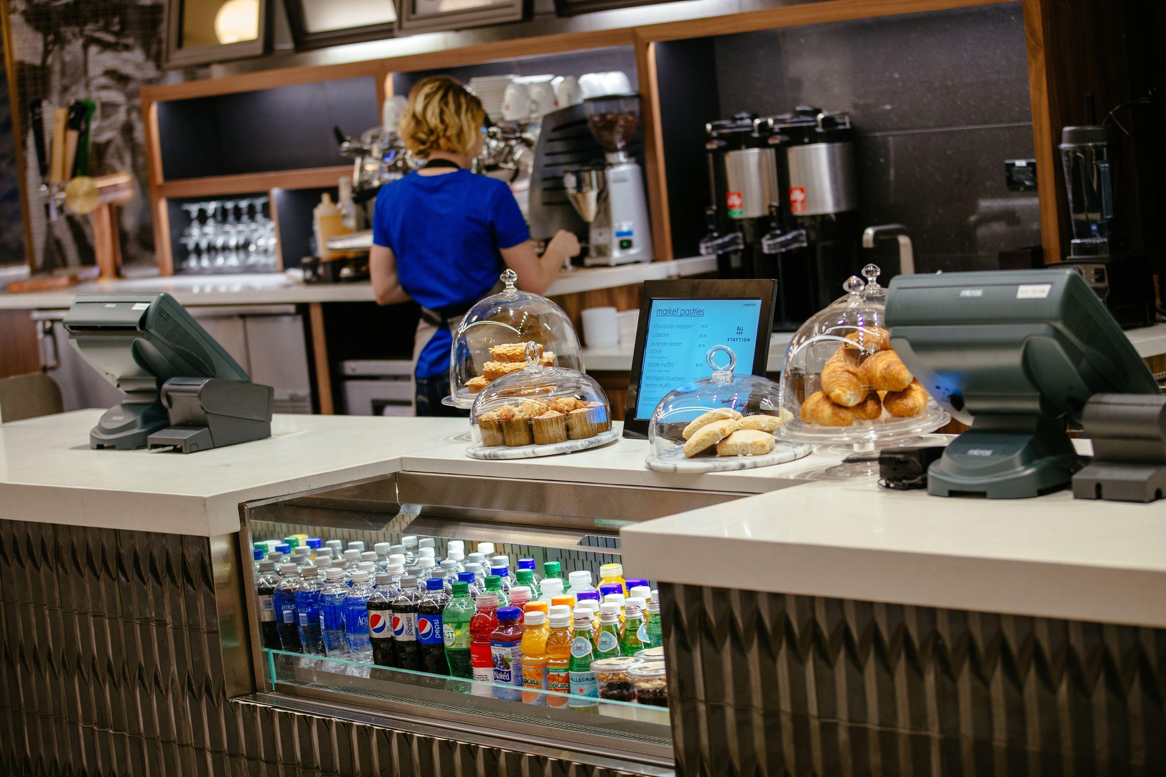 Hotel Renaissance Downtown