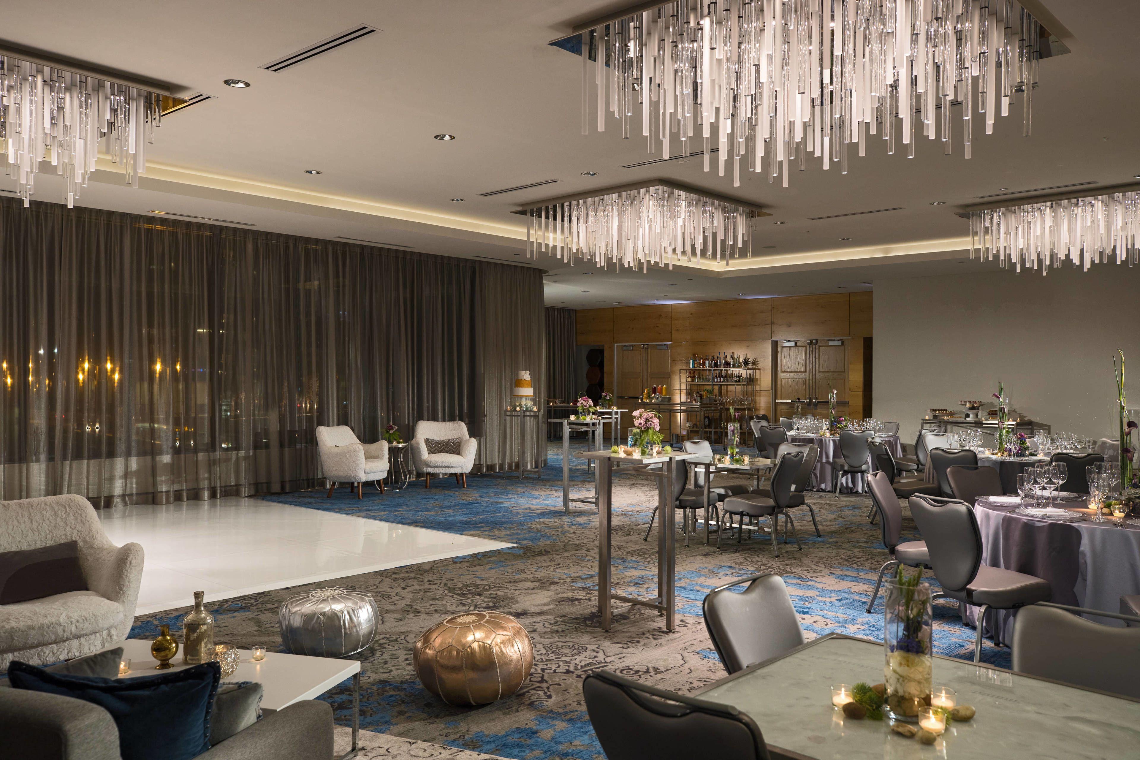 Hotel Renaissance Downtown