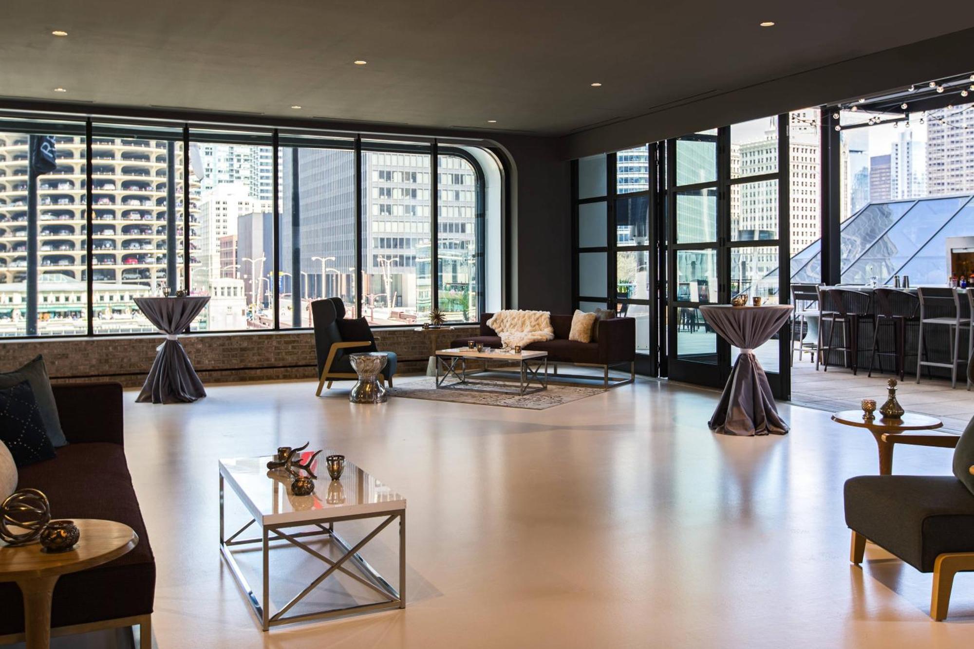 Renaissance Downtown