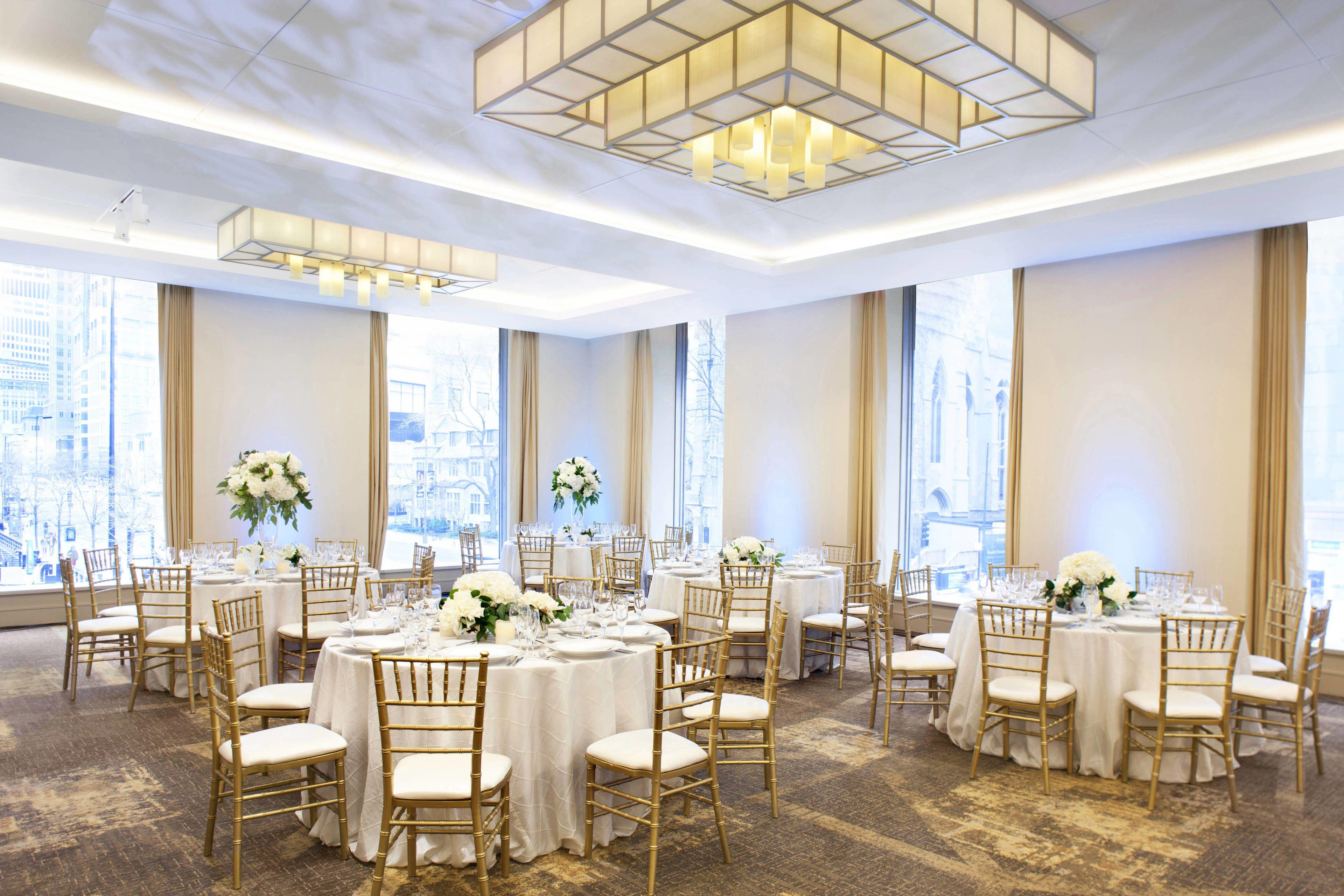 Hotel The Westin Michigan Avenue 4*