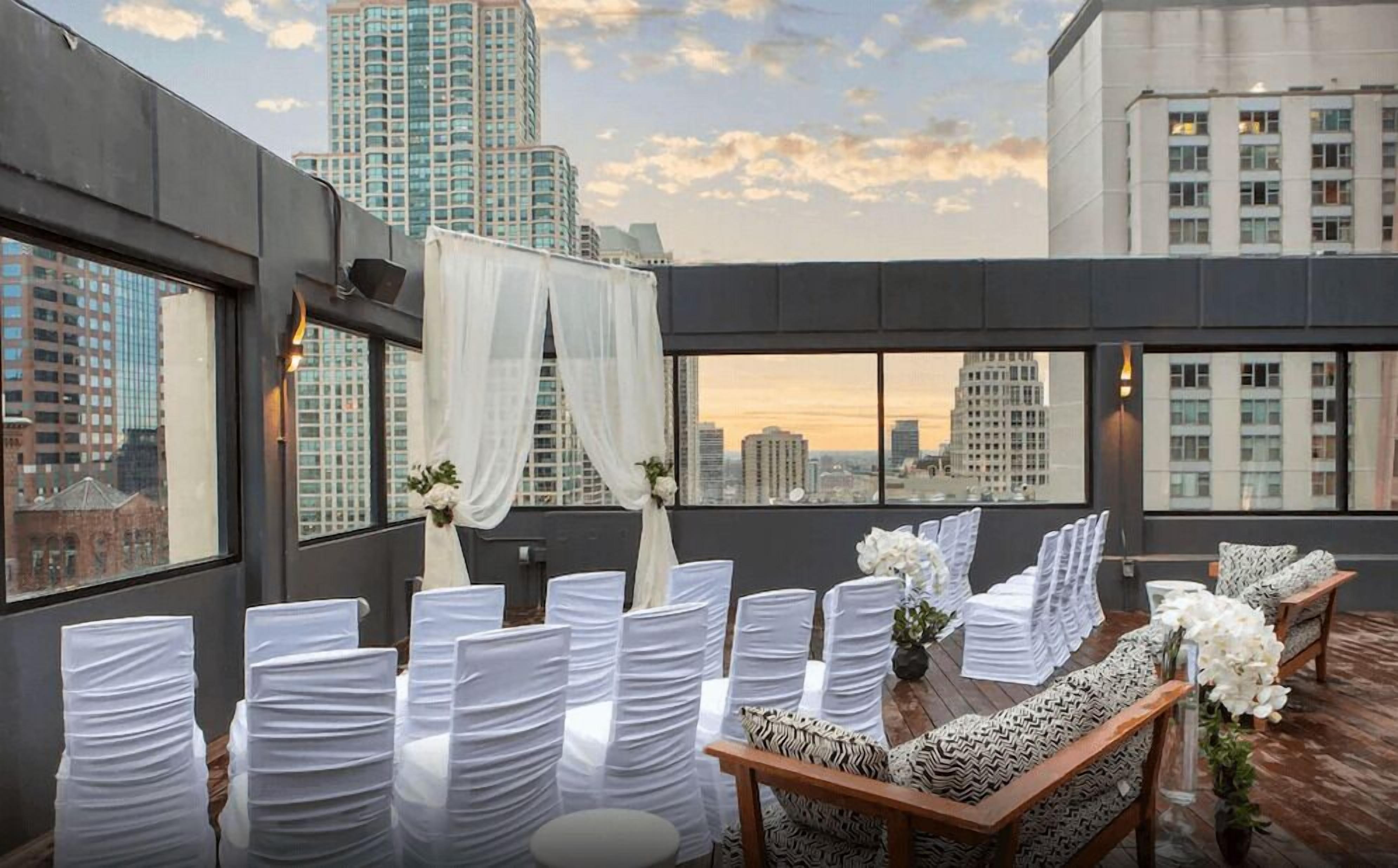 The Collection Magnificent Mile Hotel