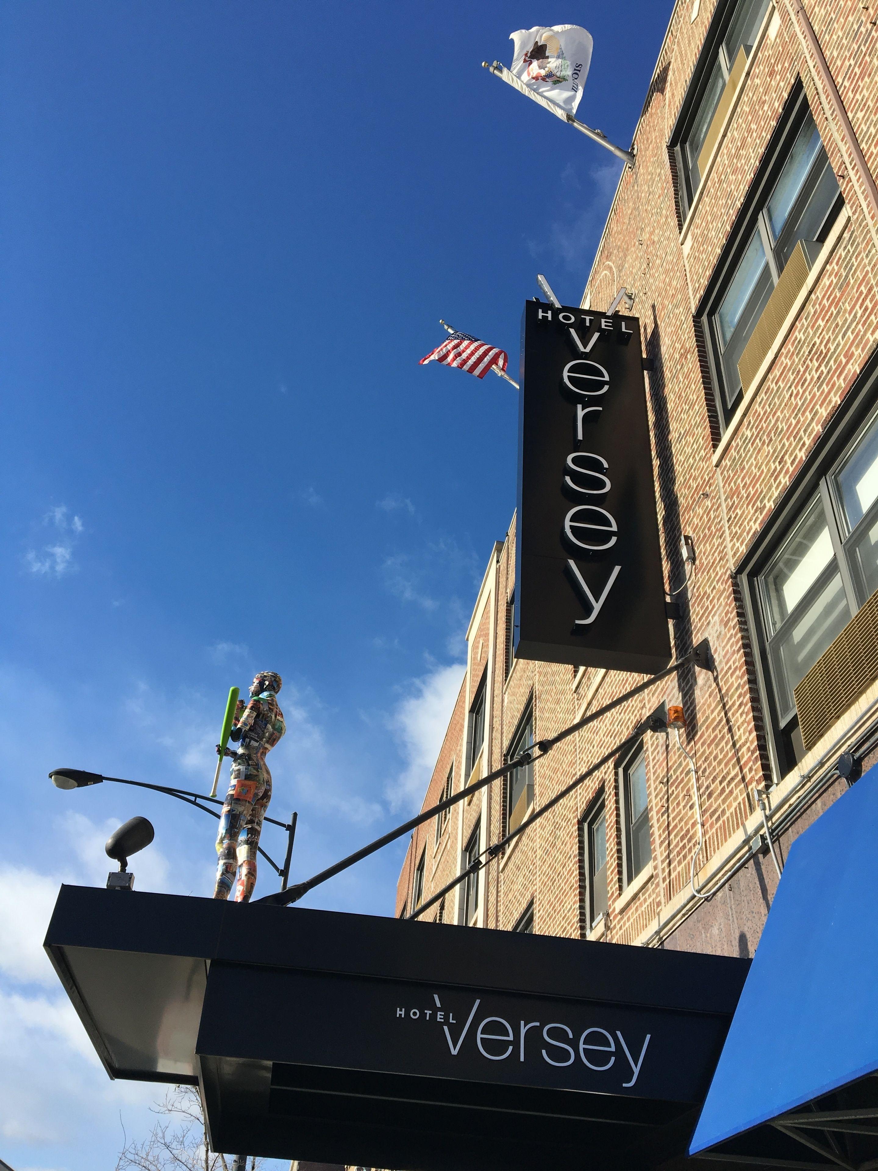 Versey Lincoln Park Hotel 3*