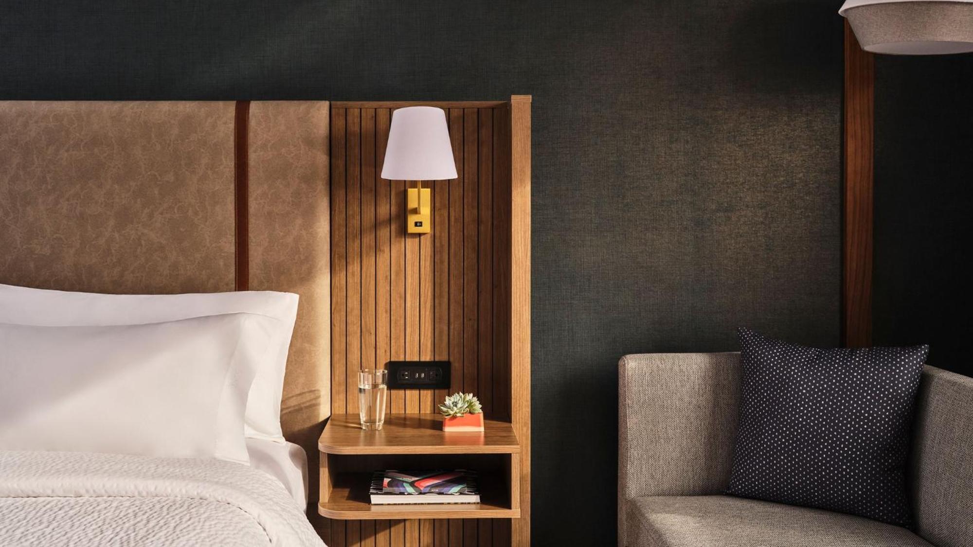 Midway Airport S By Ihg Hotel