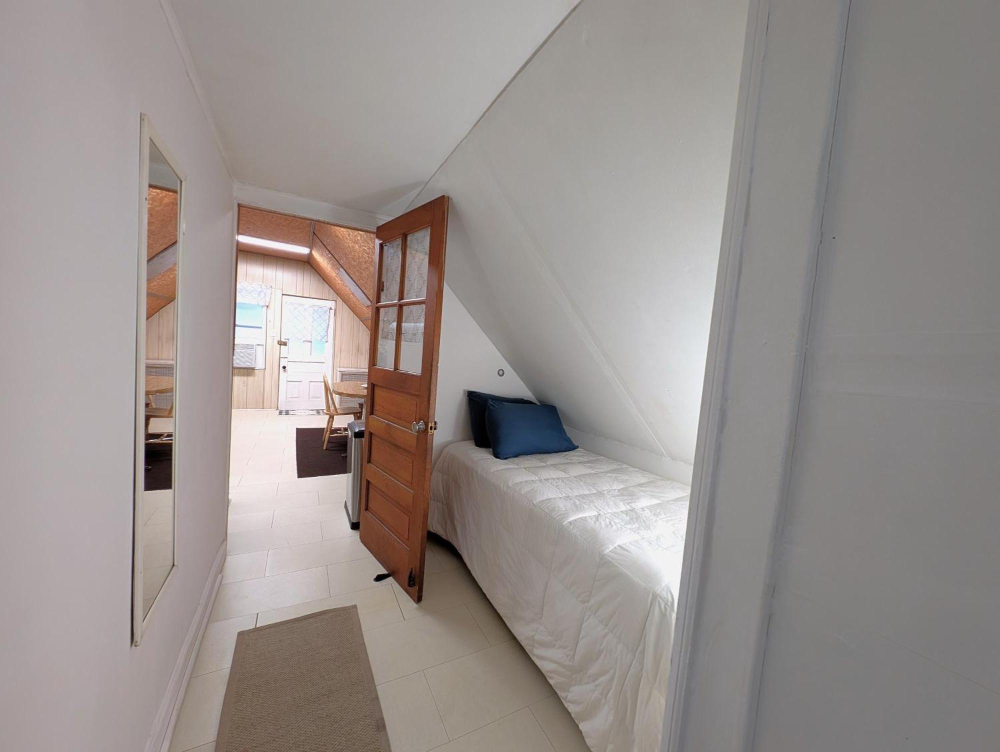 Apartment The Avondale Attic *