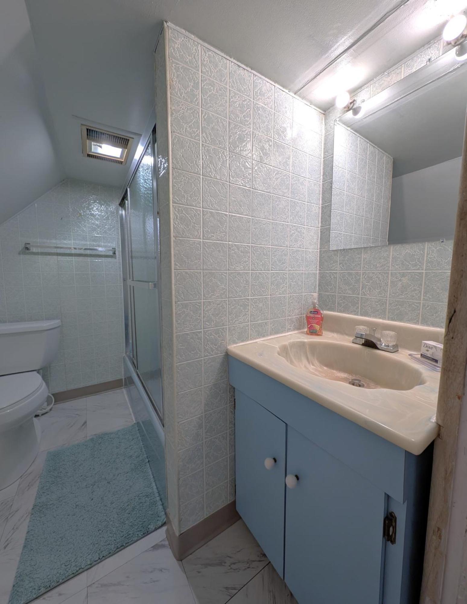 The Avondale Attic Apartment