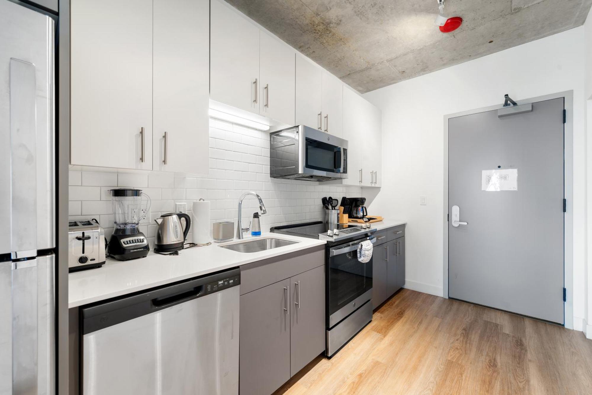 4br Corporate And Modern Hotel