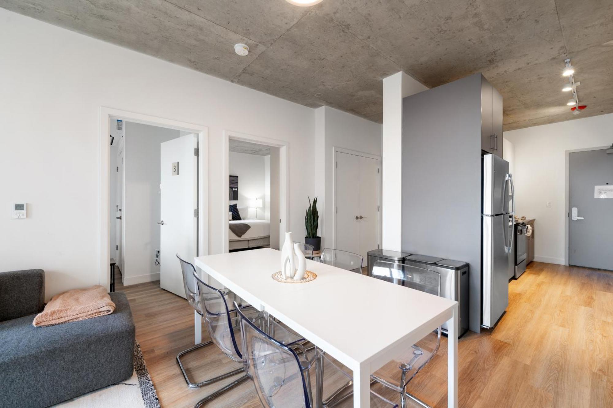 Hotel 4br Corporate And Modern