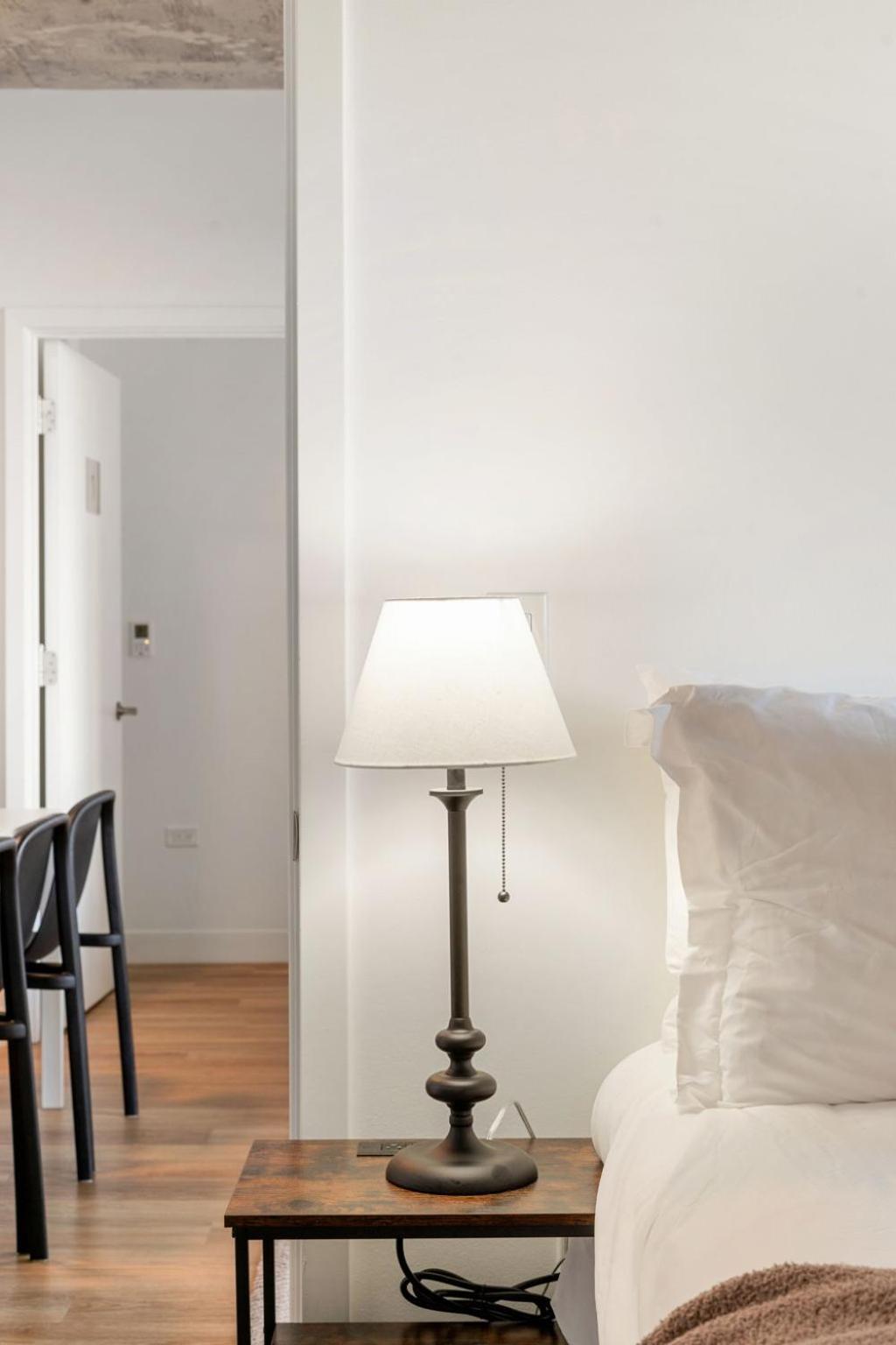 Elegant 3br Prime Location Hotel Chicago