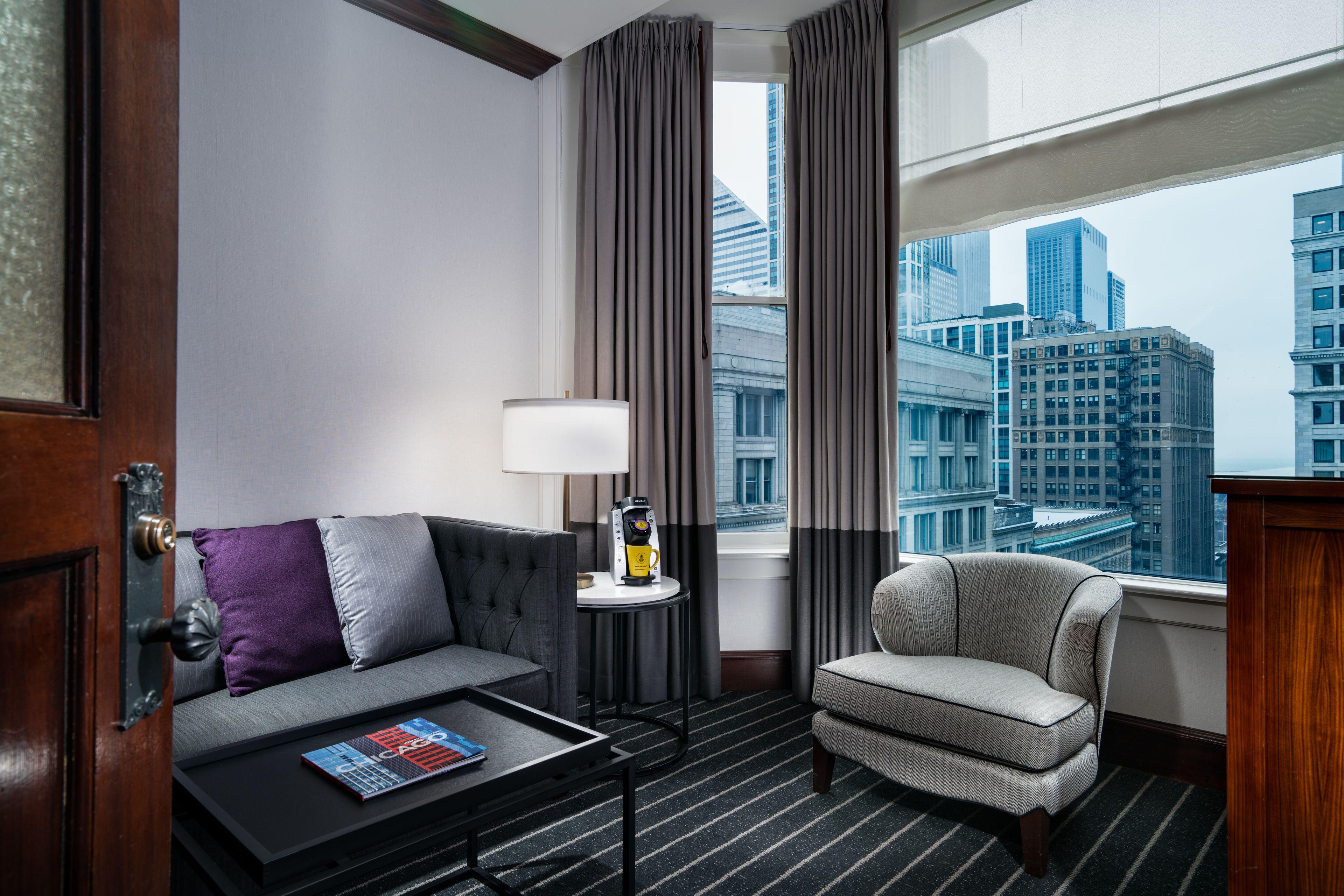 Staypineapple, An Iconic Hotel, The Loop 4*