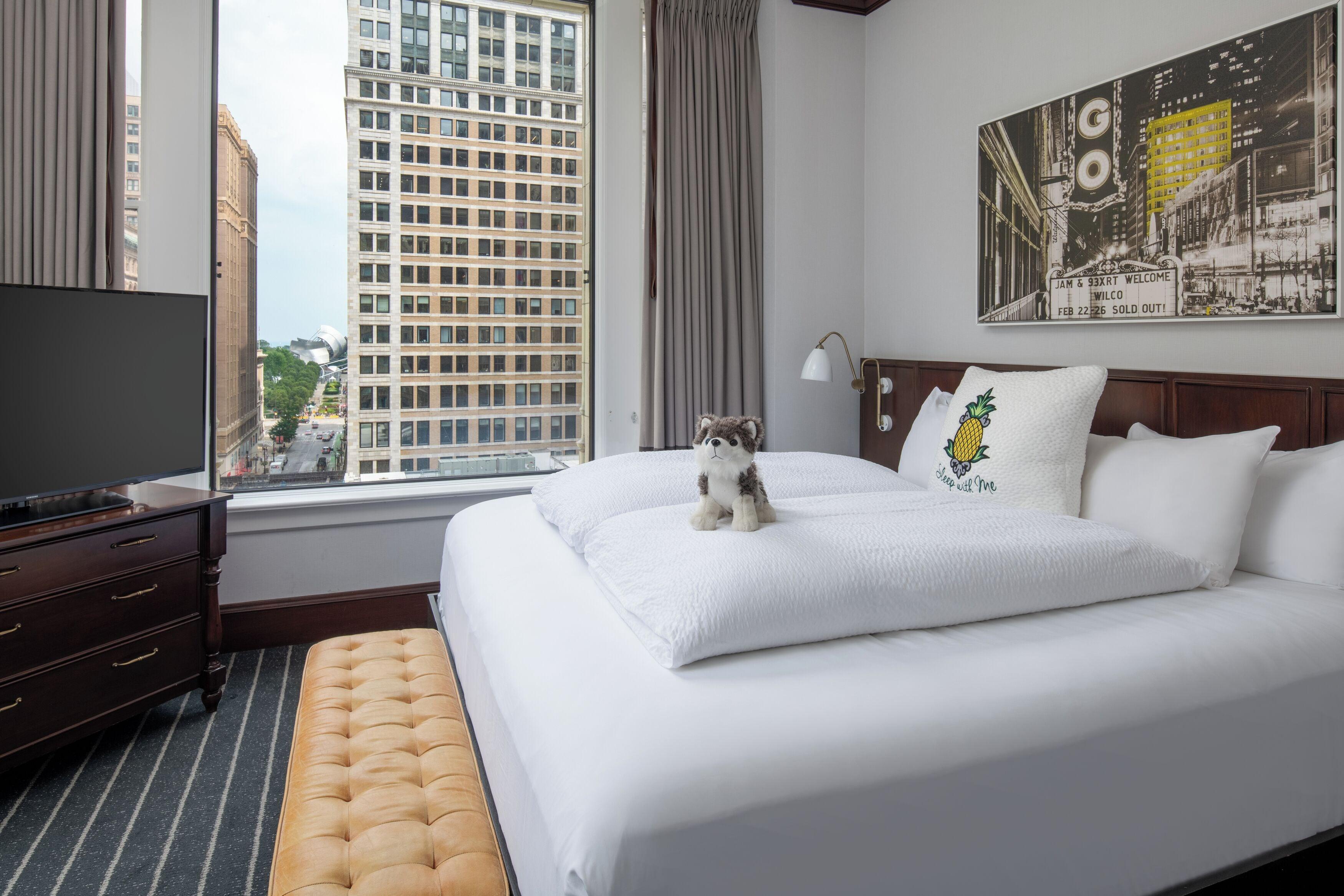 Staypineapple, An Iconic Hotel, The Loop Hotel