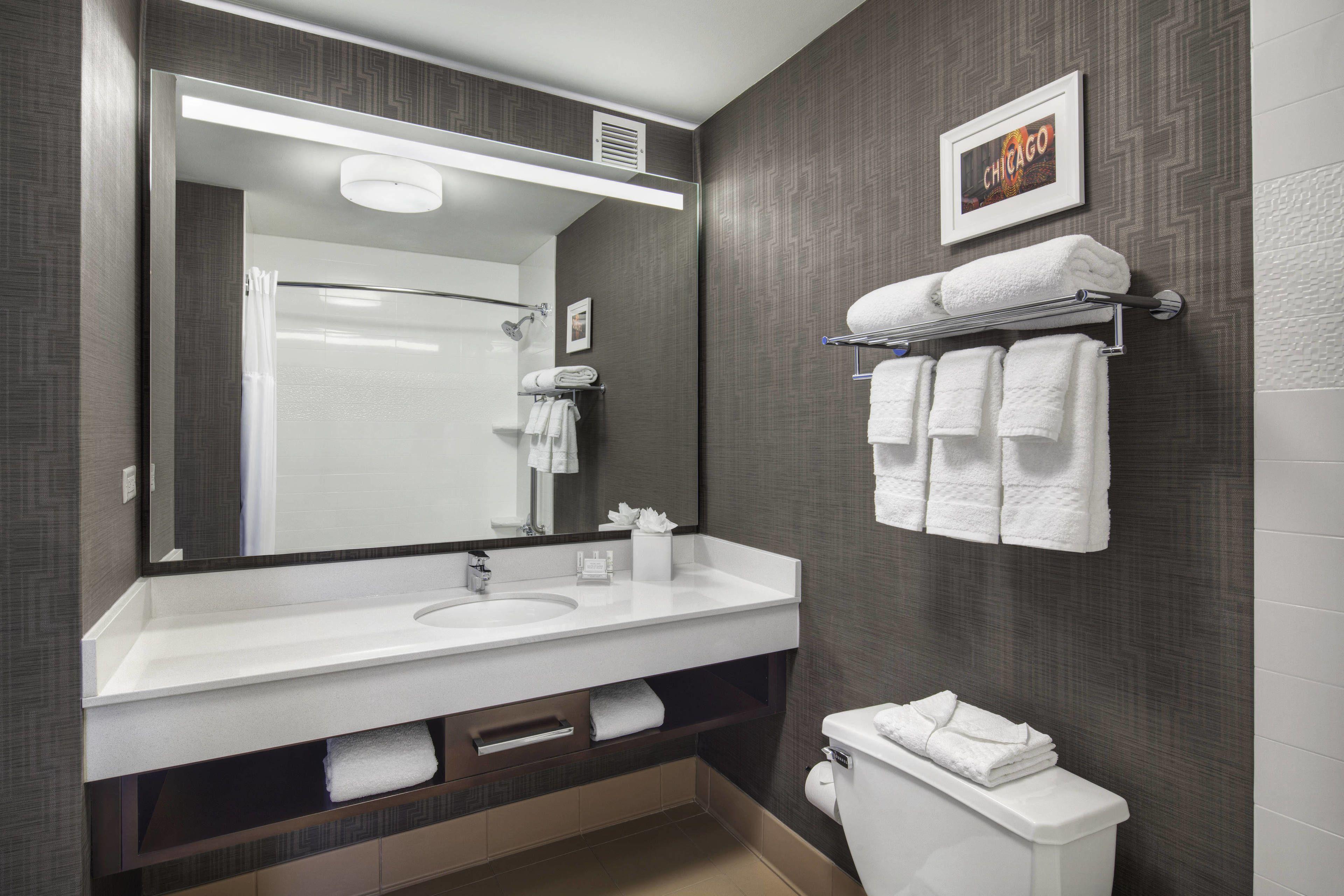 Fairfield And Downtown/ Magnificent Mile Hotel