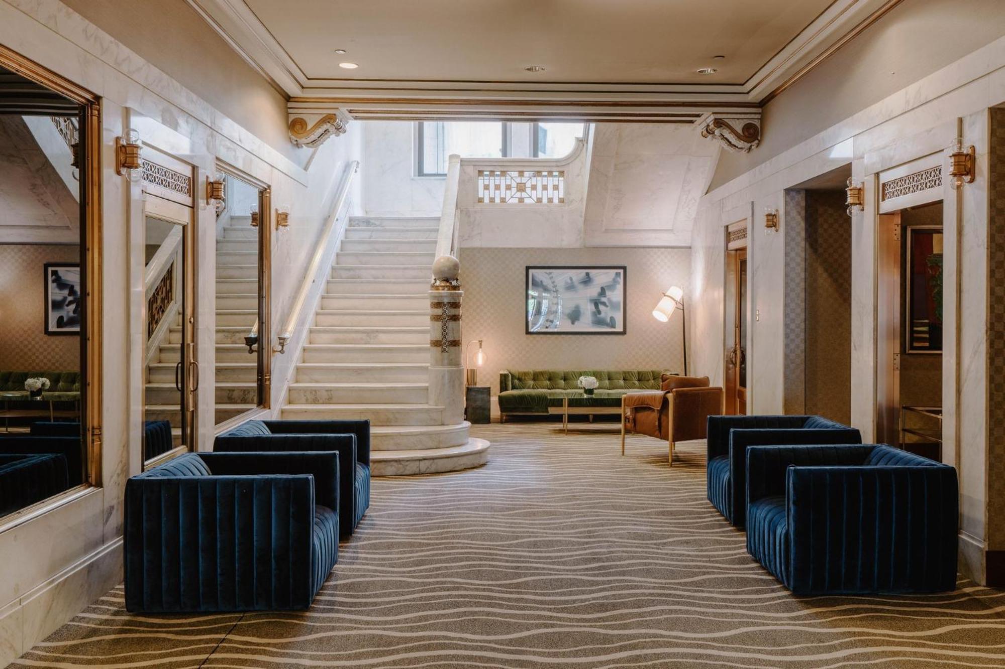 Club Quarters Wacker At Michigan,