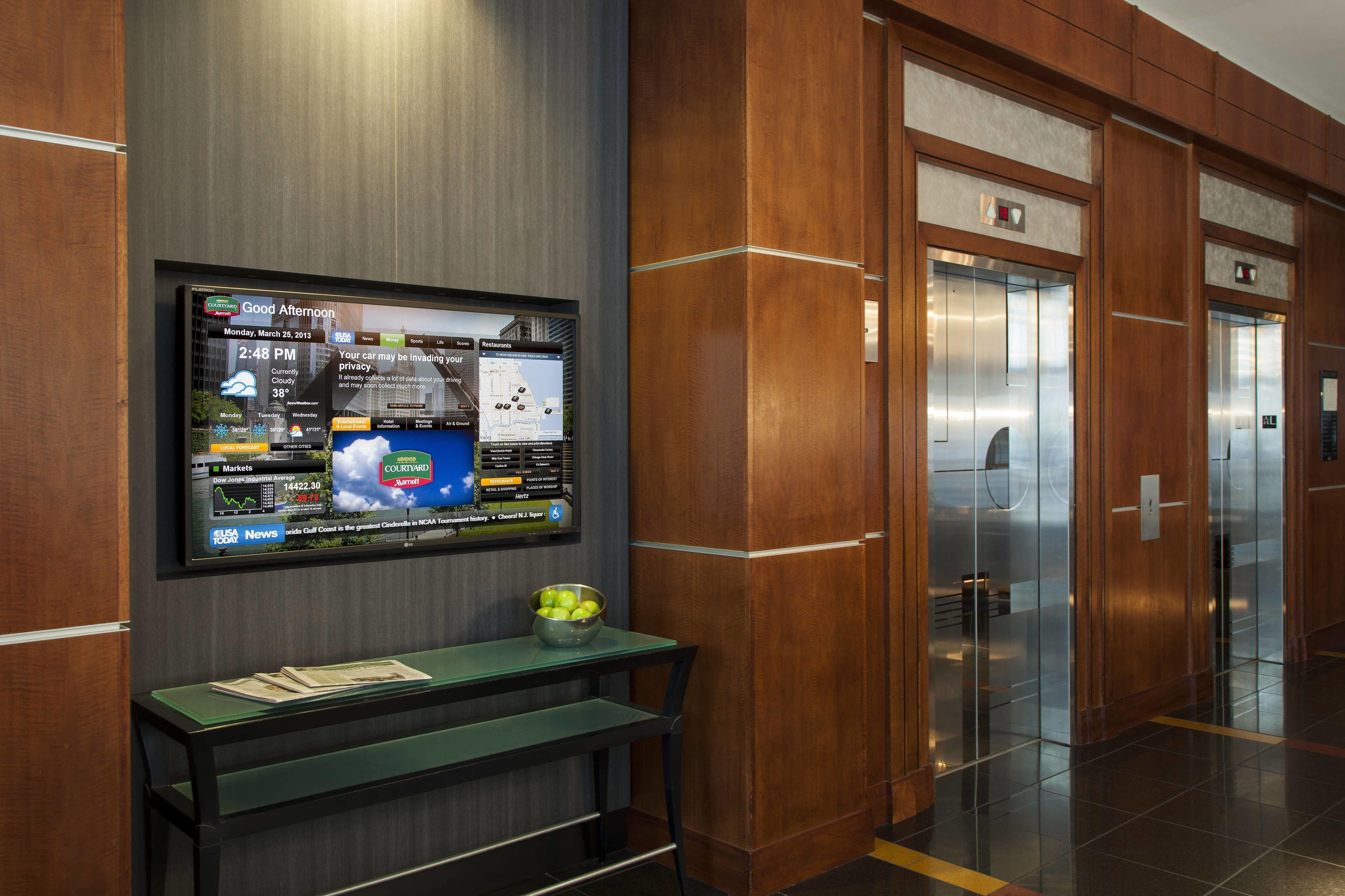 Courtyard By Marriott Downtown/magnificent Mile 3* Chicago