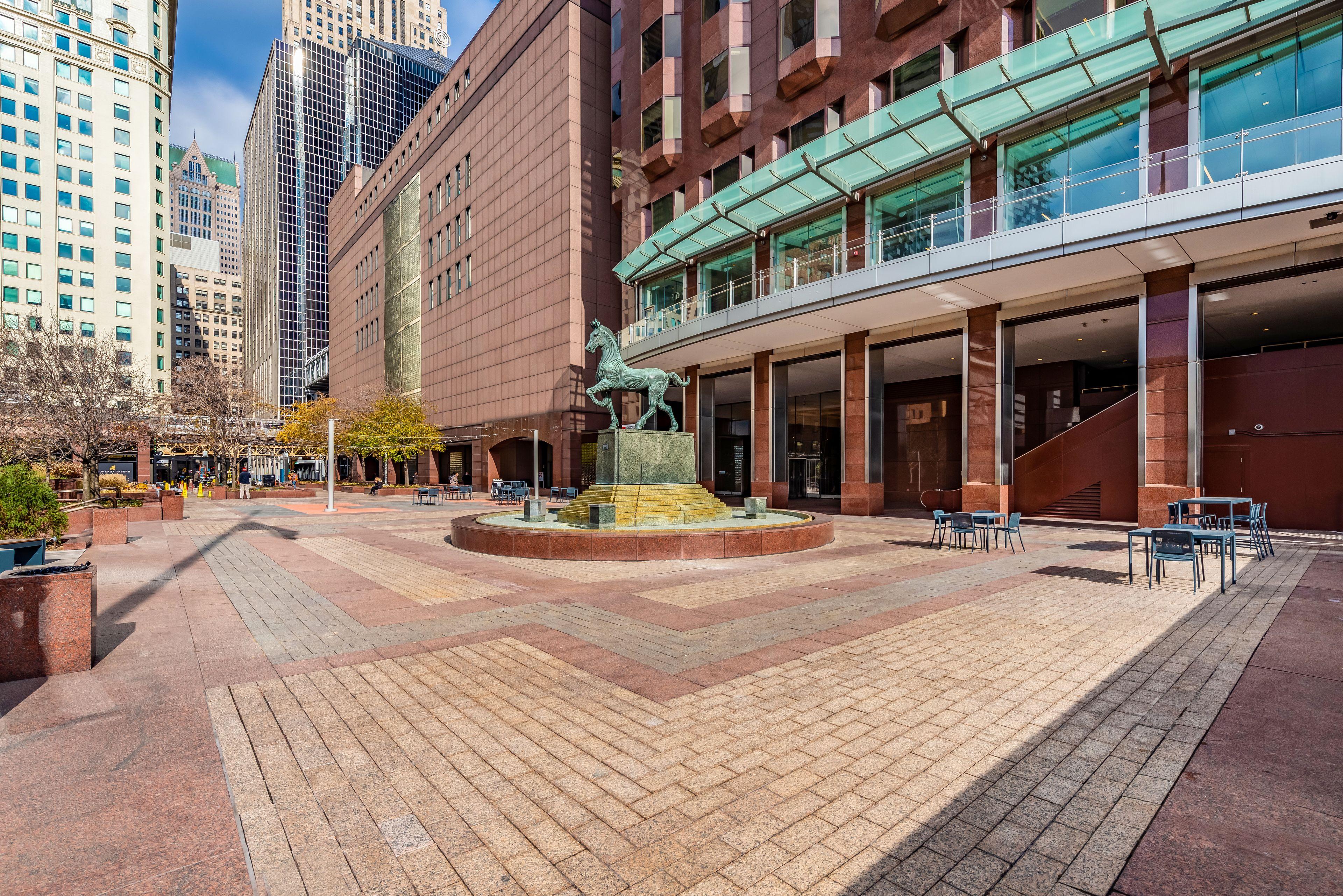 The Buckingham 3* Chicago