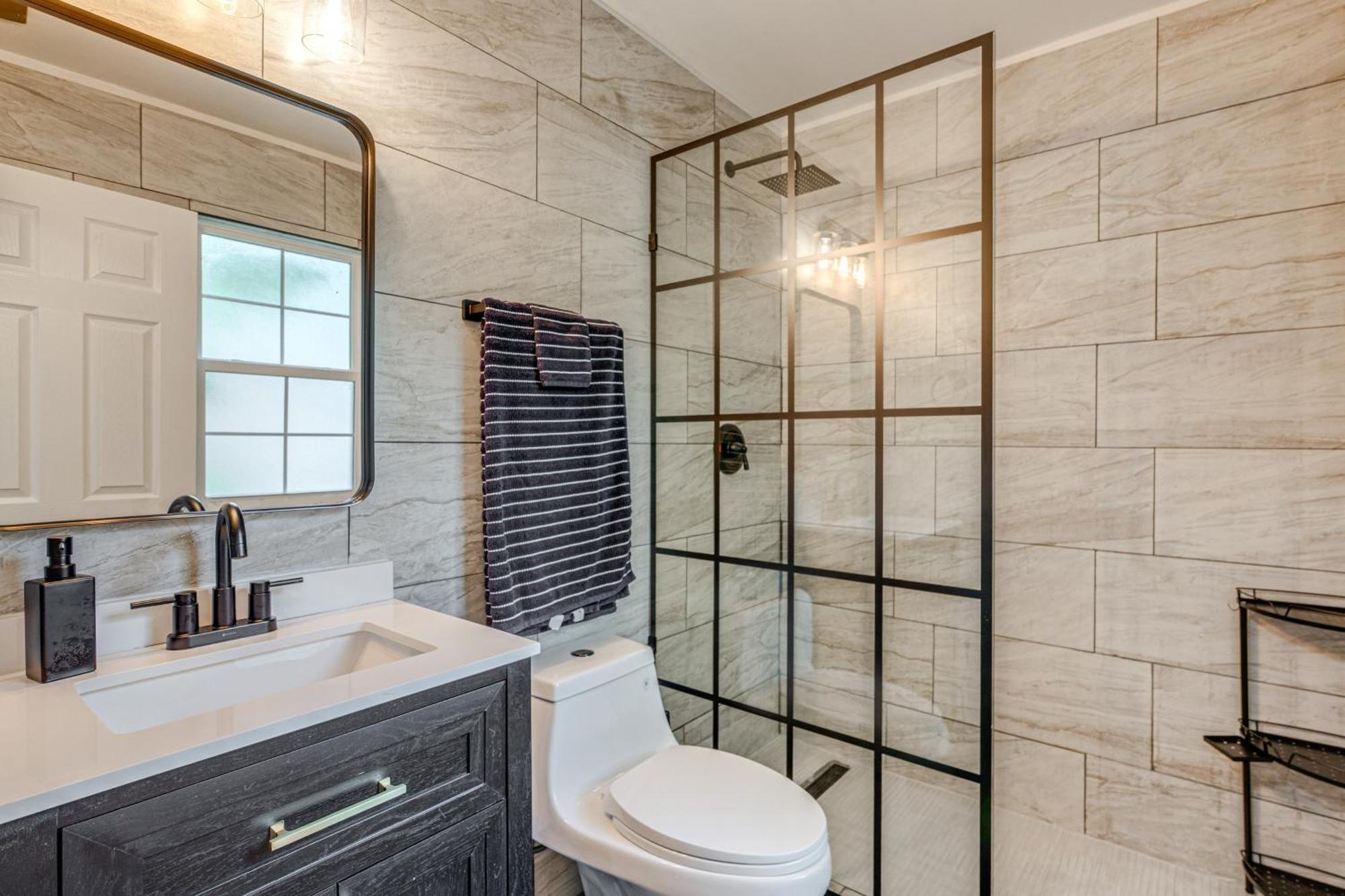 2 Mi To South Shore Urban Retreat With Yard Holiday home *