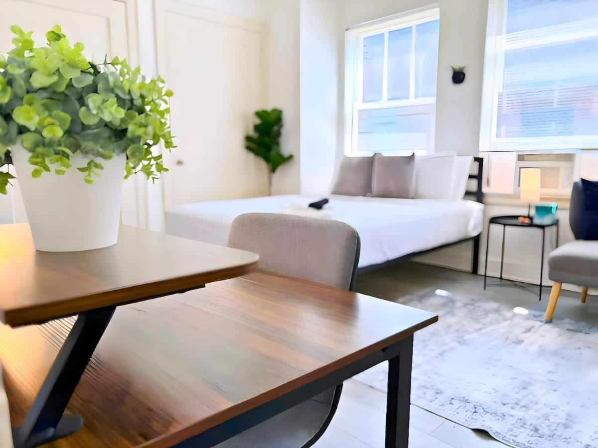 Cozy Gold Coast - Sp 1203 * Chicago